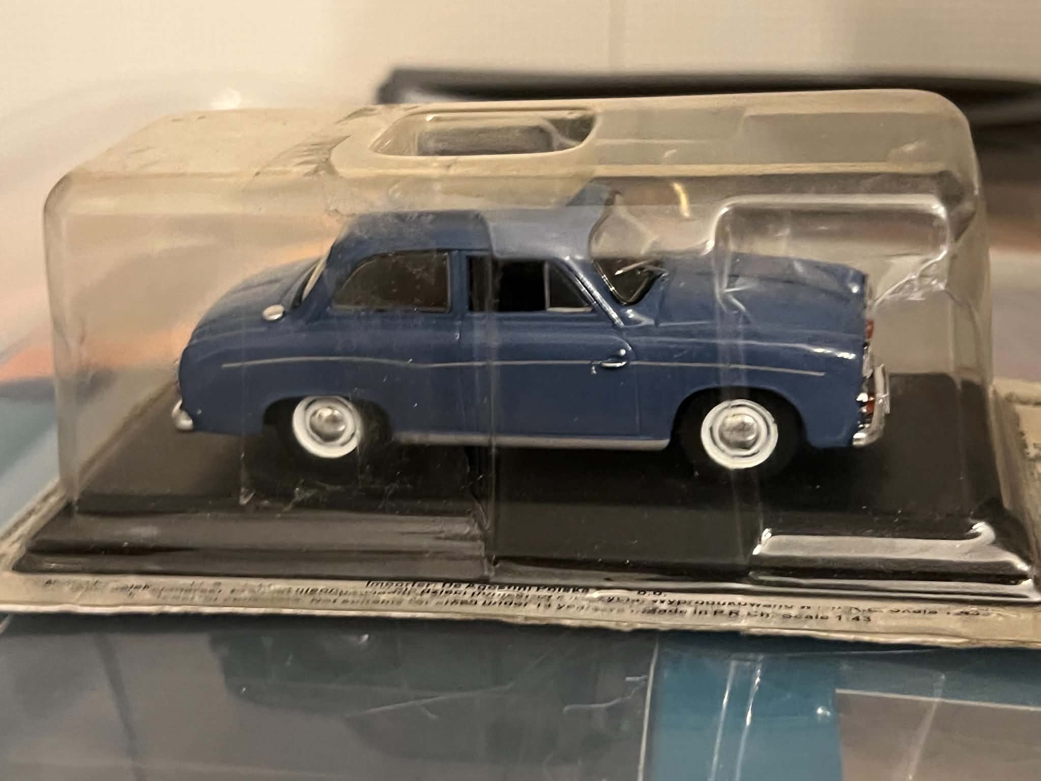 Syrena 104 (1:43) DeAgostini - obrazek 3