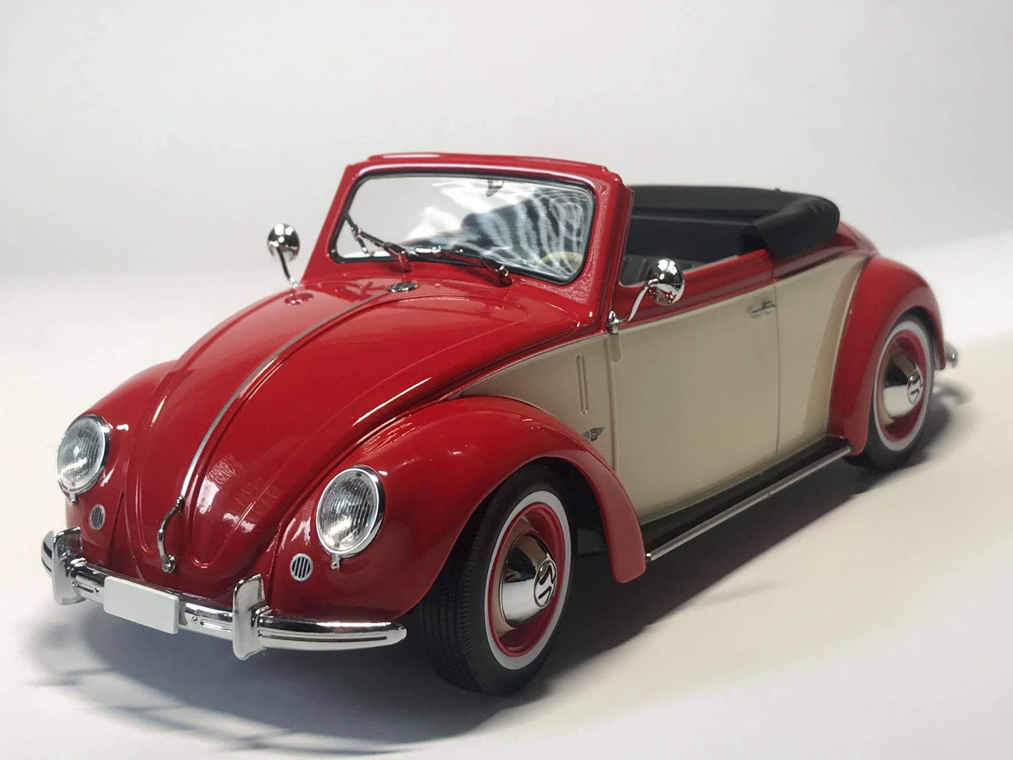 Volkswagen Beetle Cabrio (1:18)