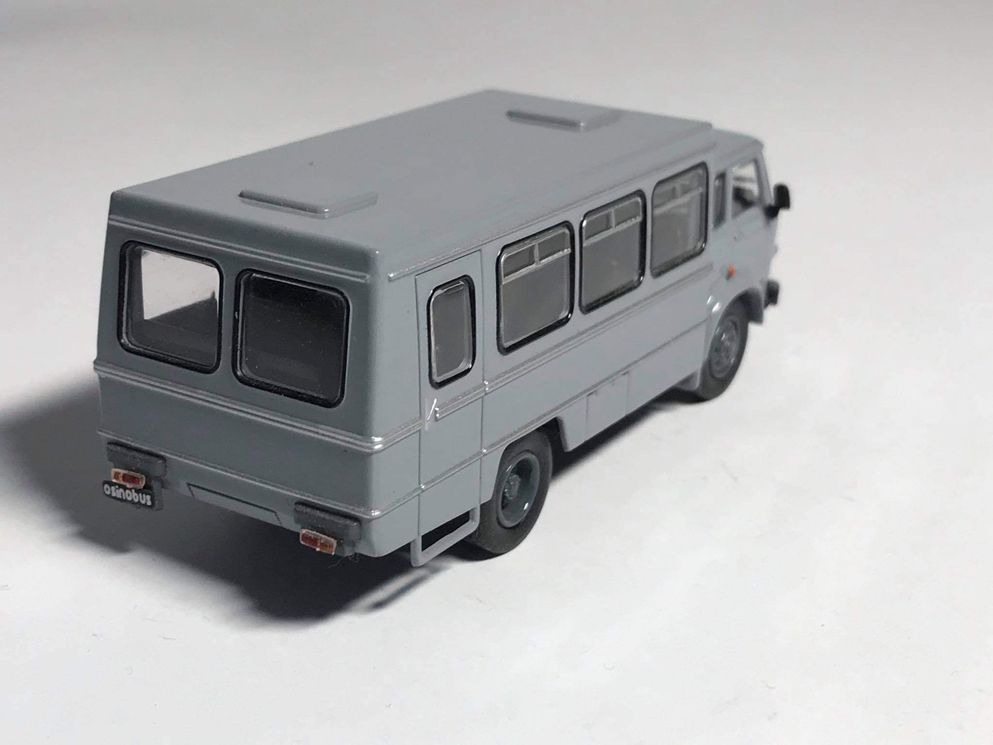 Star Osinobus (1:72) - obrazek 5