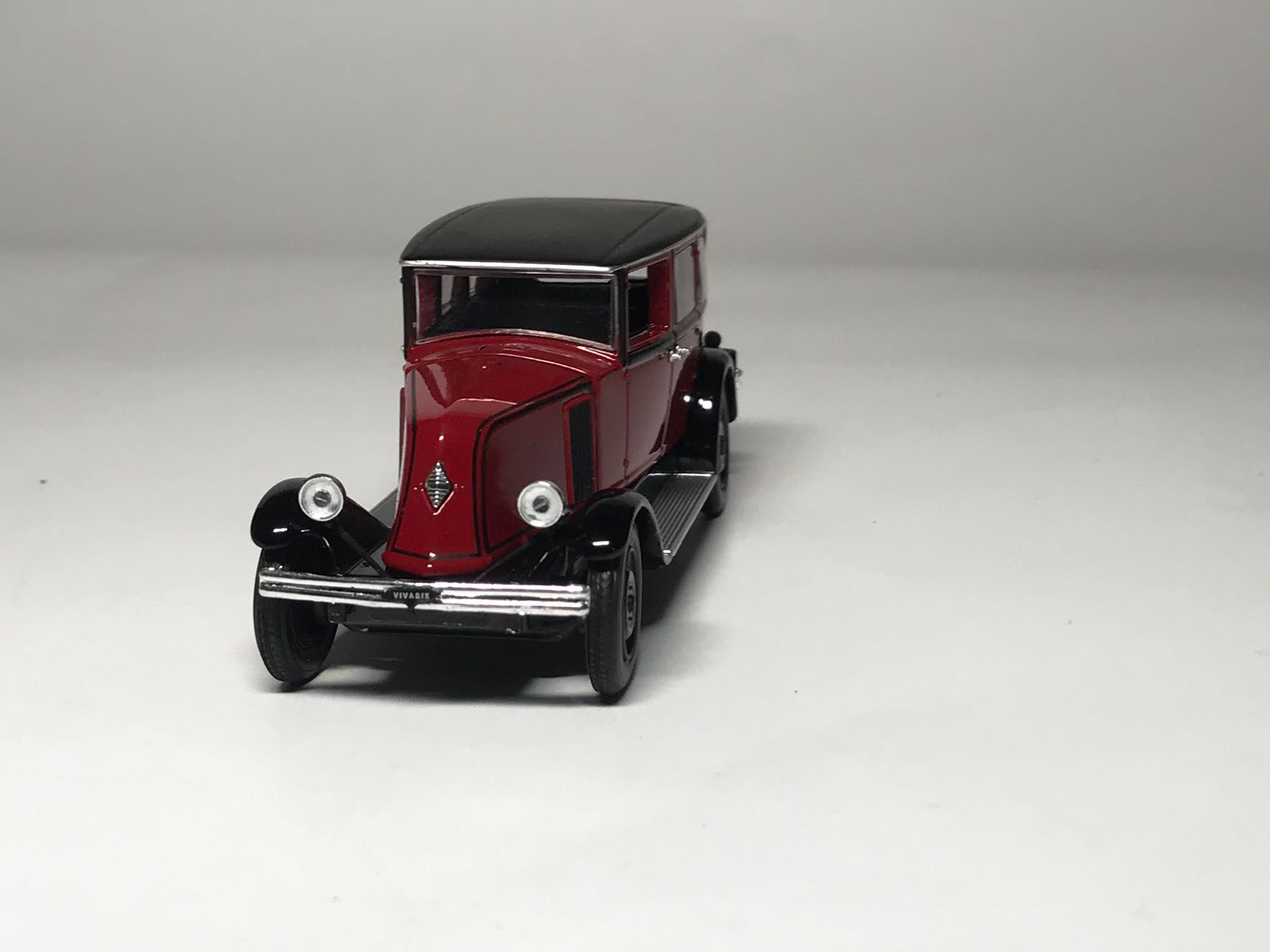 Renault Vivasix (1:43) - obrazek 3