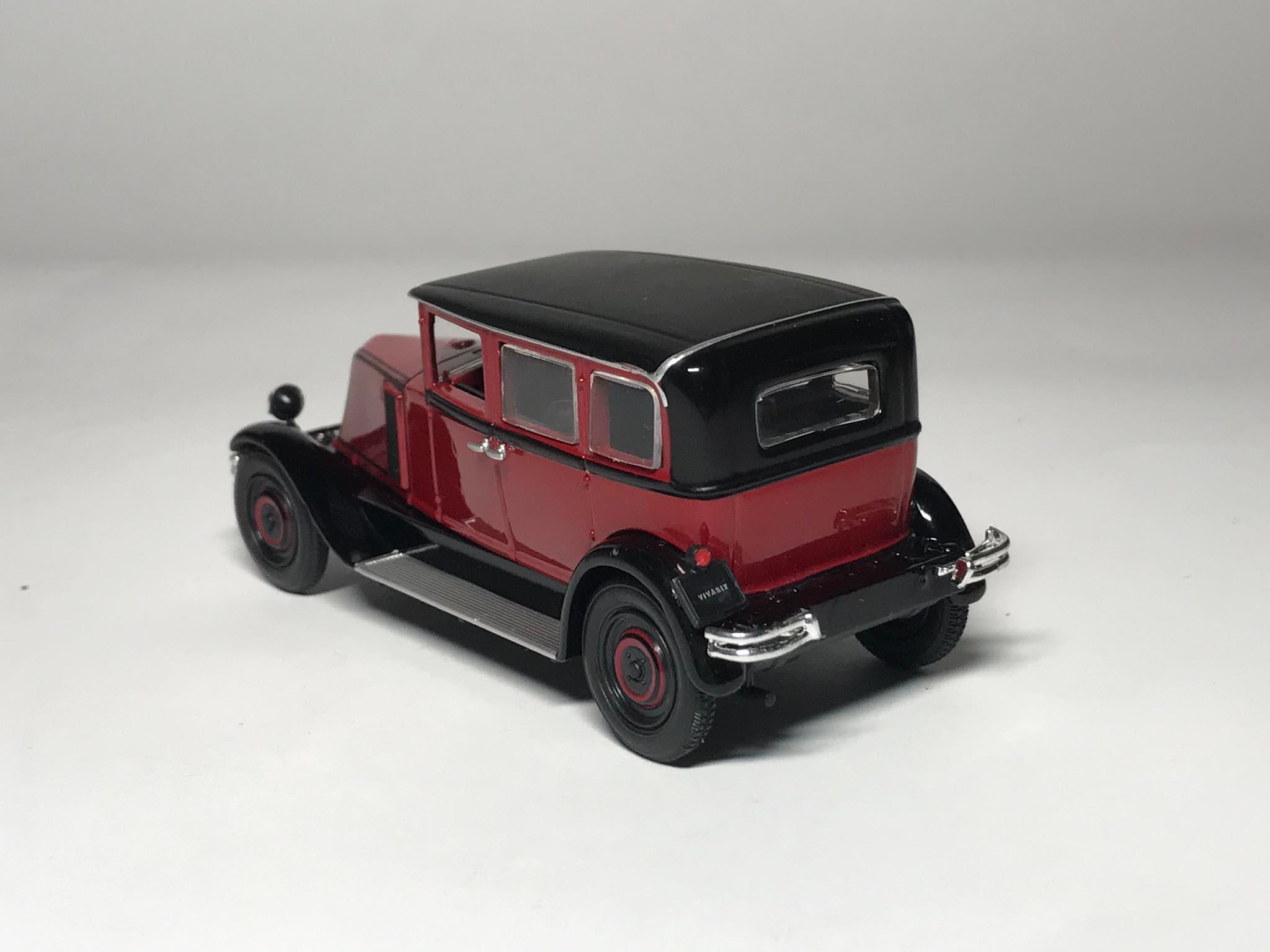 Renault Vivasix (1:43) - obrazek 4