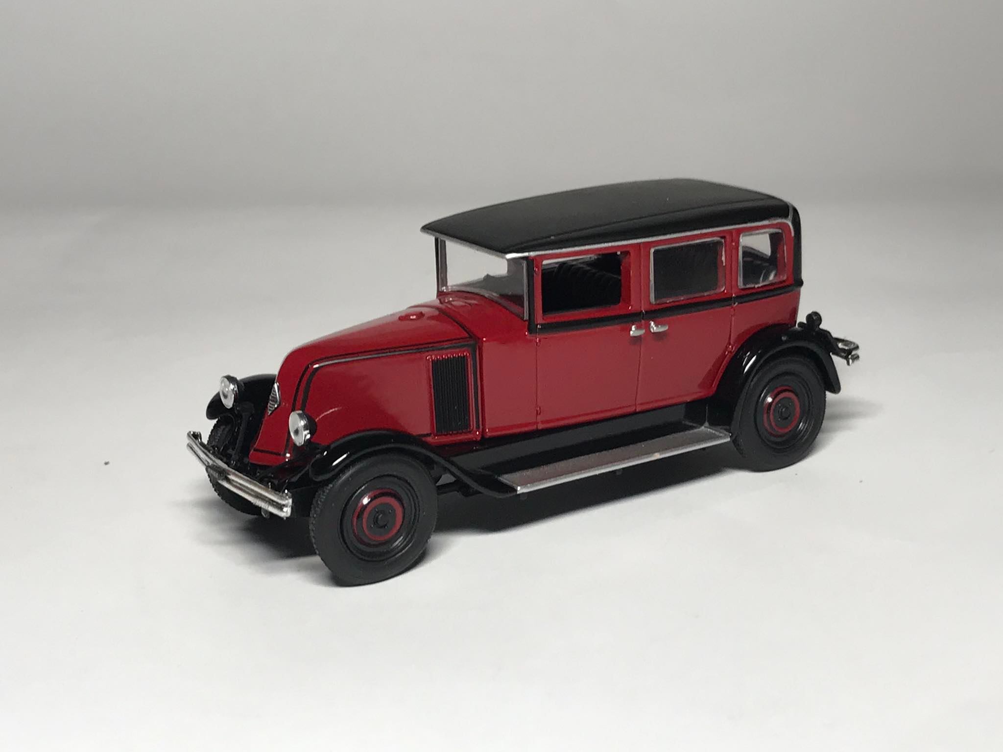 Renault Vivasix (1:43)