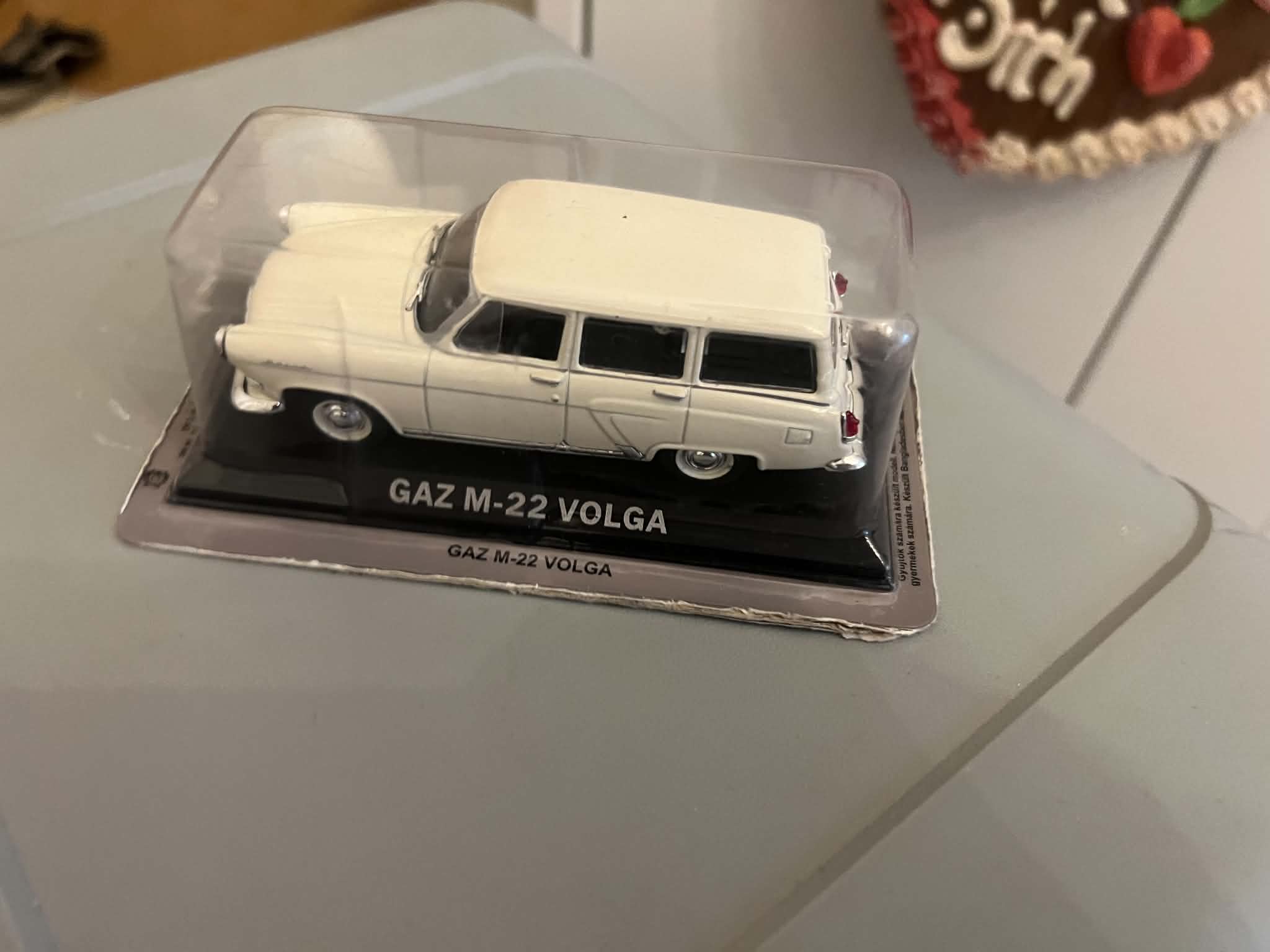 GAZ M22 Wołga (1:43) DeAgostini Auta PRL - obrazek 3