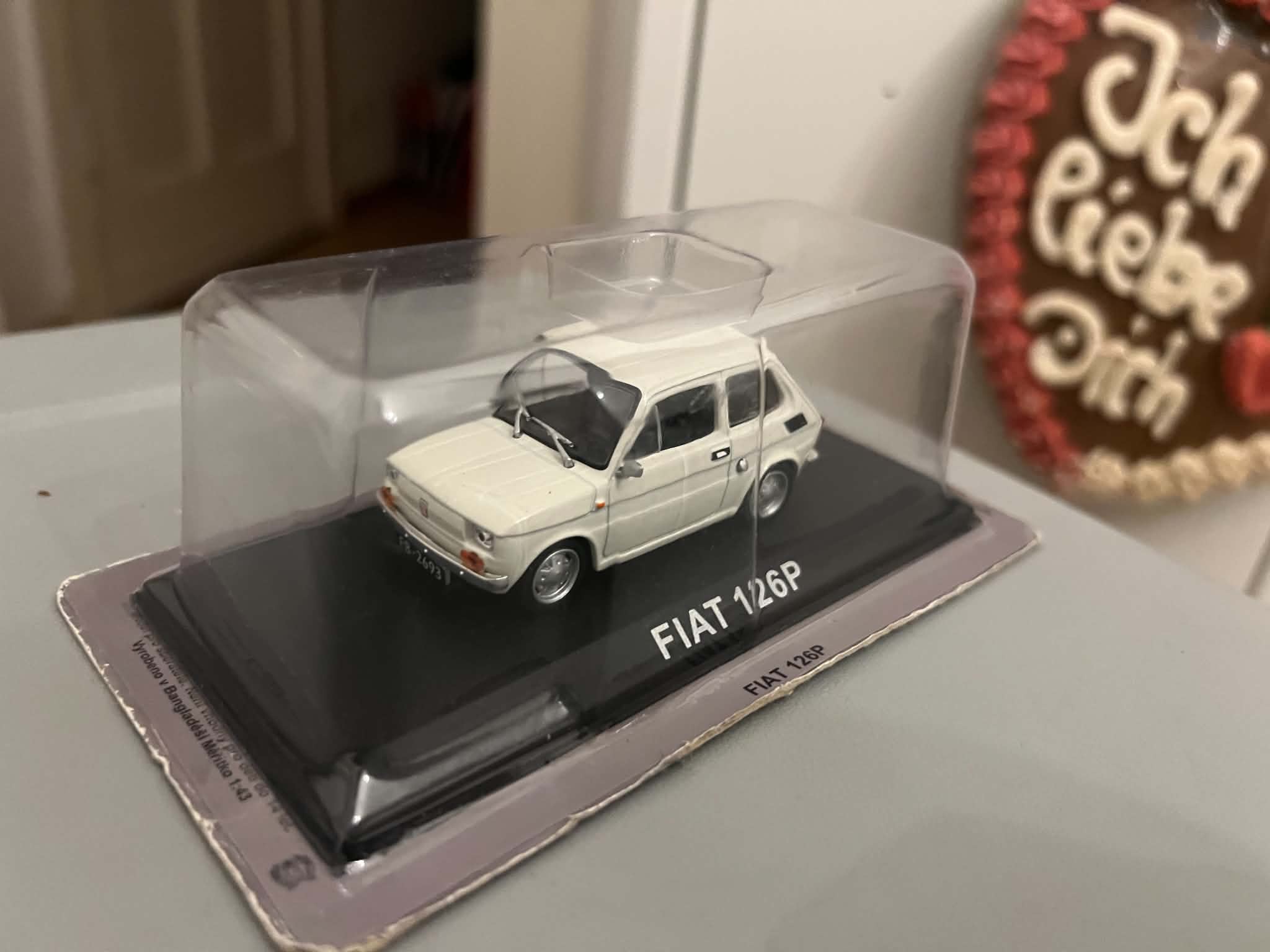 Fiat 126P (1:43) DeAgostini Auta PRL
