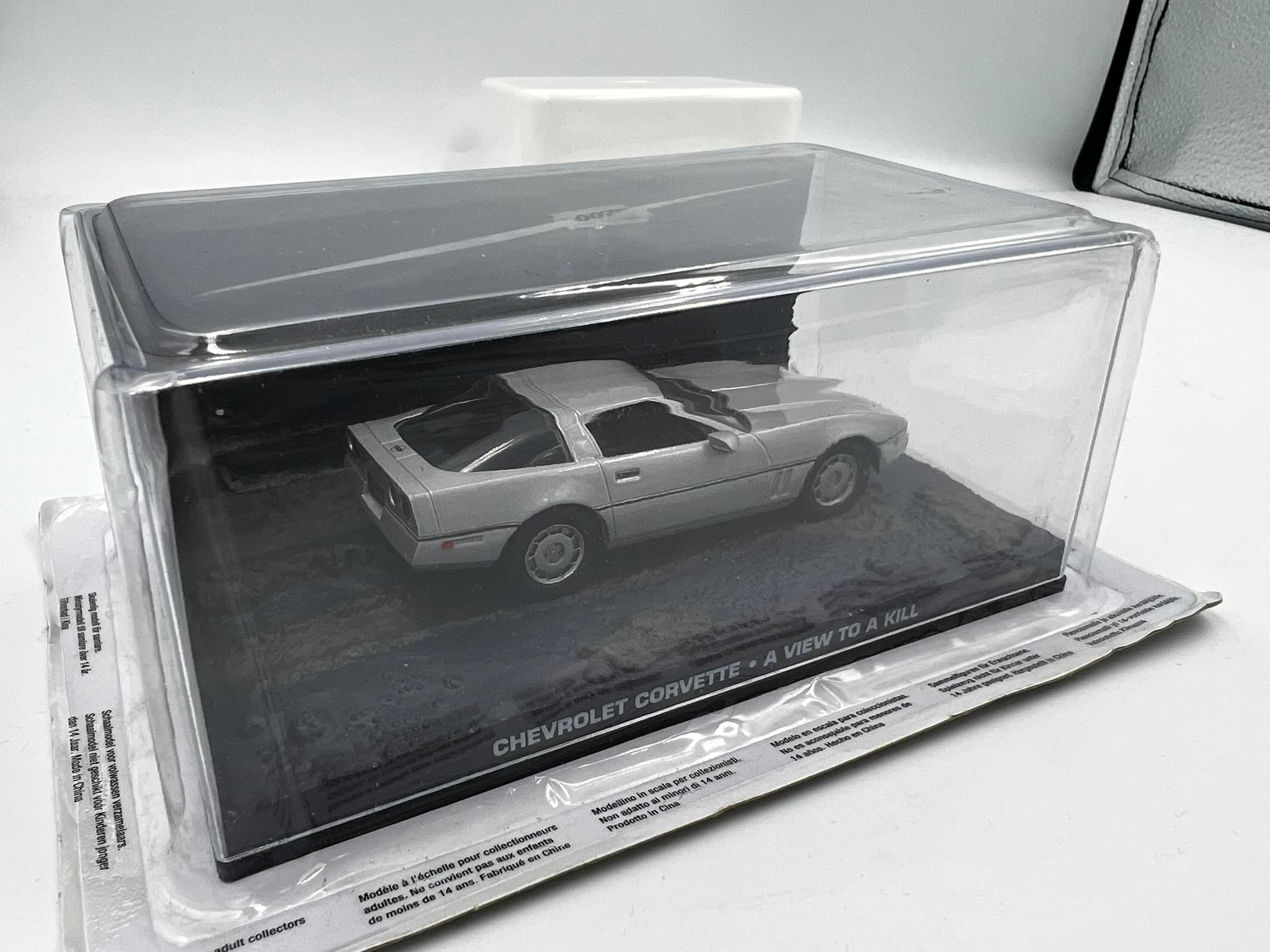 Chevrolet Corvette A View To Kill 007 (1:43) - obrazek 3