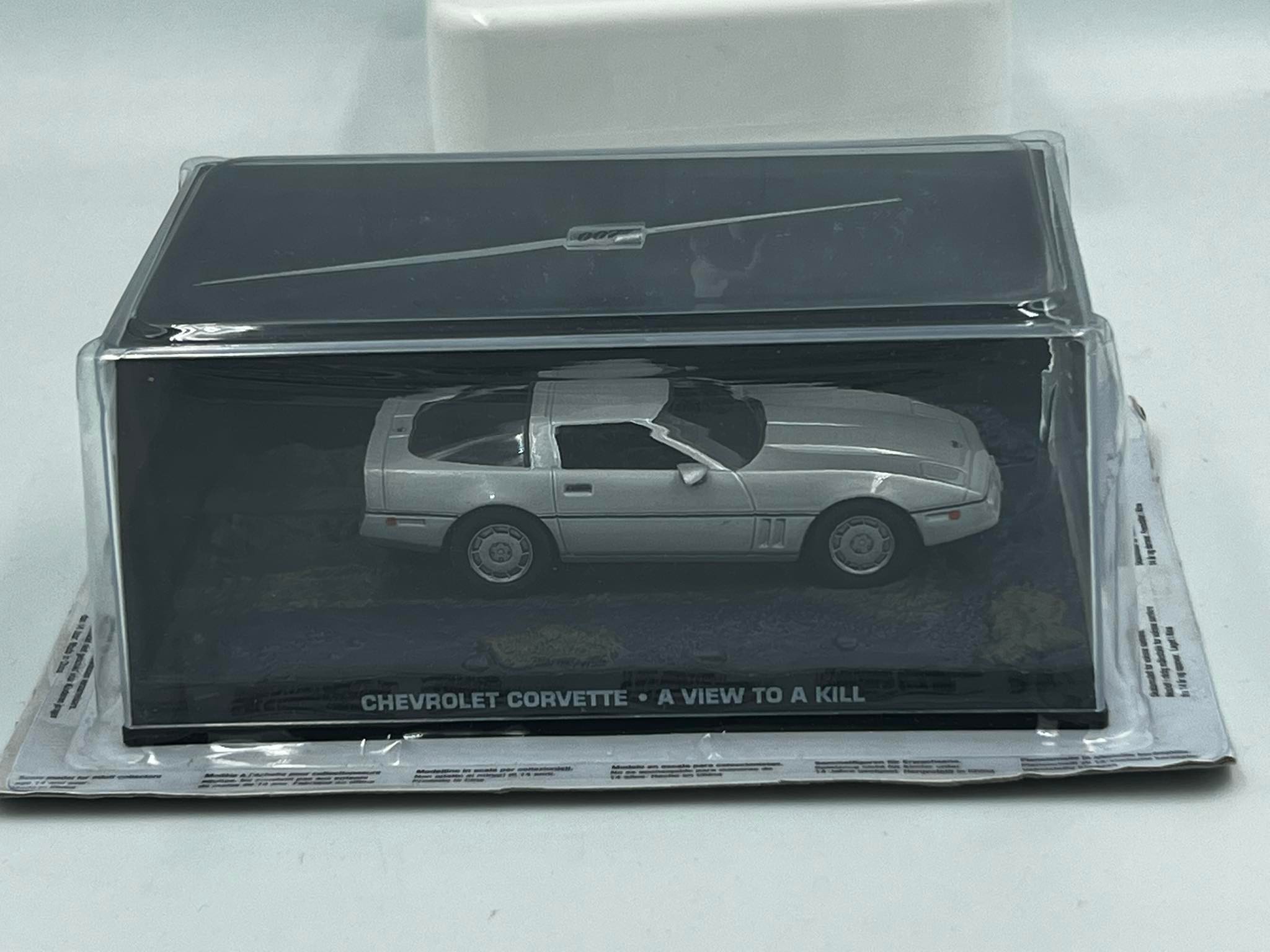 Chevrolet Corvette A View To Kill 007 (1:43)