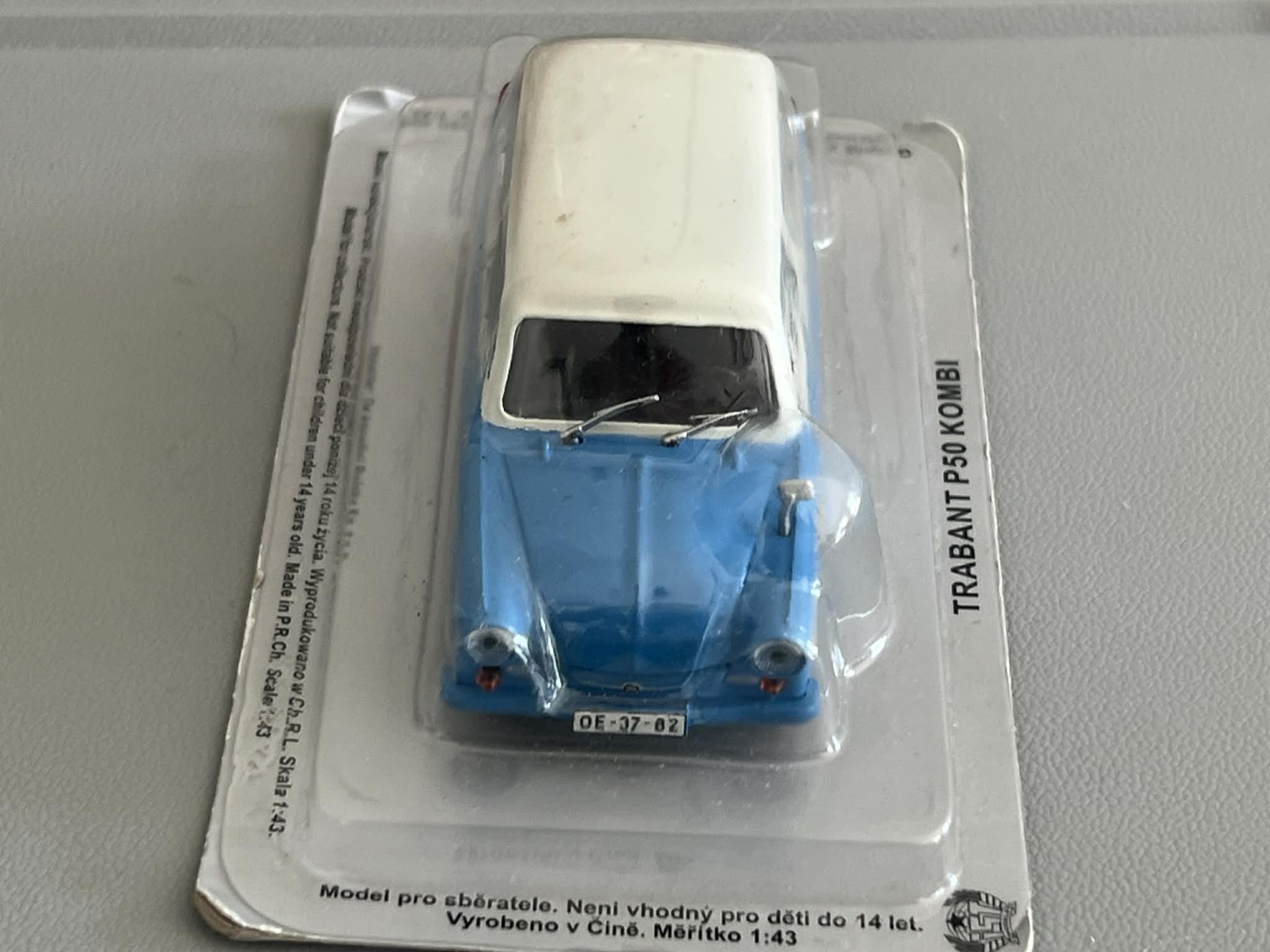 Trabant P50 kombi (1:43) nowe w blistrze - obrazek 2