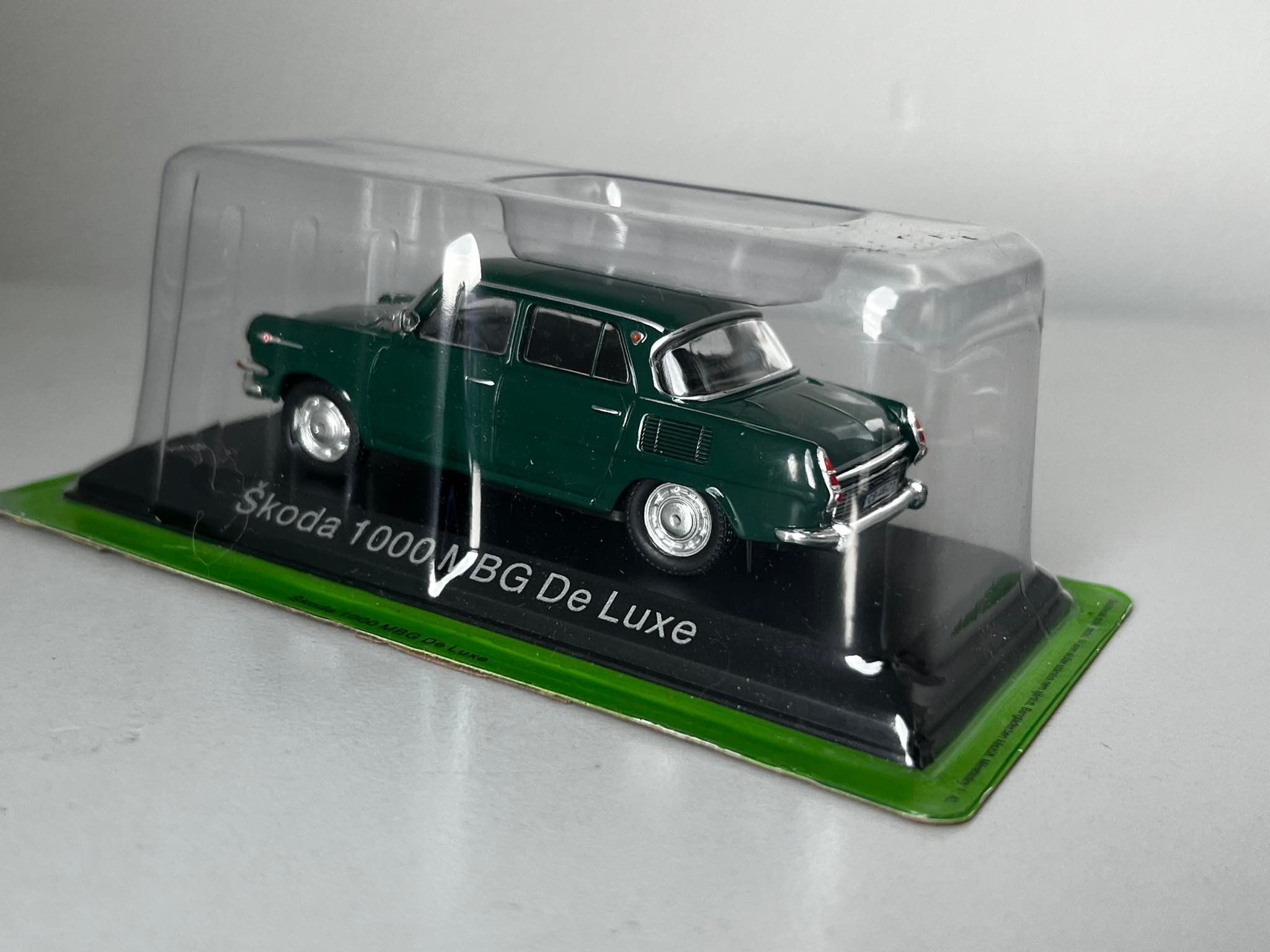 Skoda 1000 MBG De Luxe (1:43) - obrazek 2