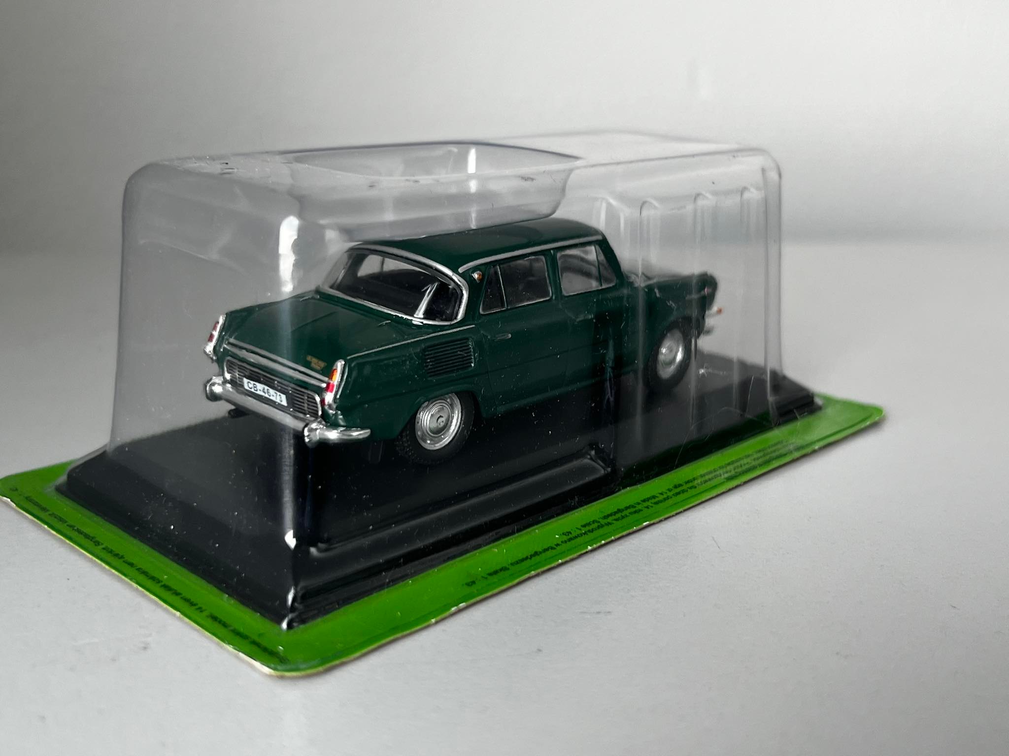 Skoda 1000 MBG De Luxe (1:43) - obrazek 9
