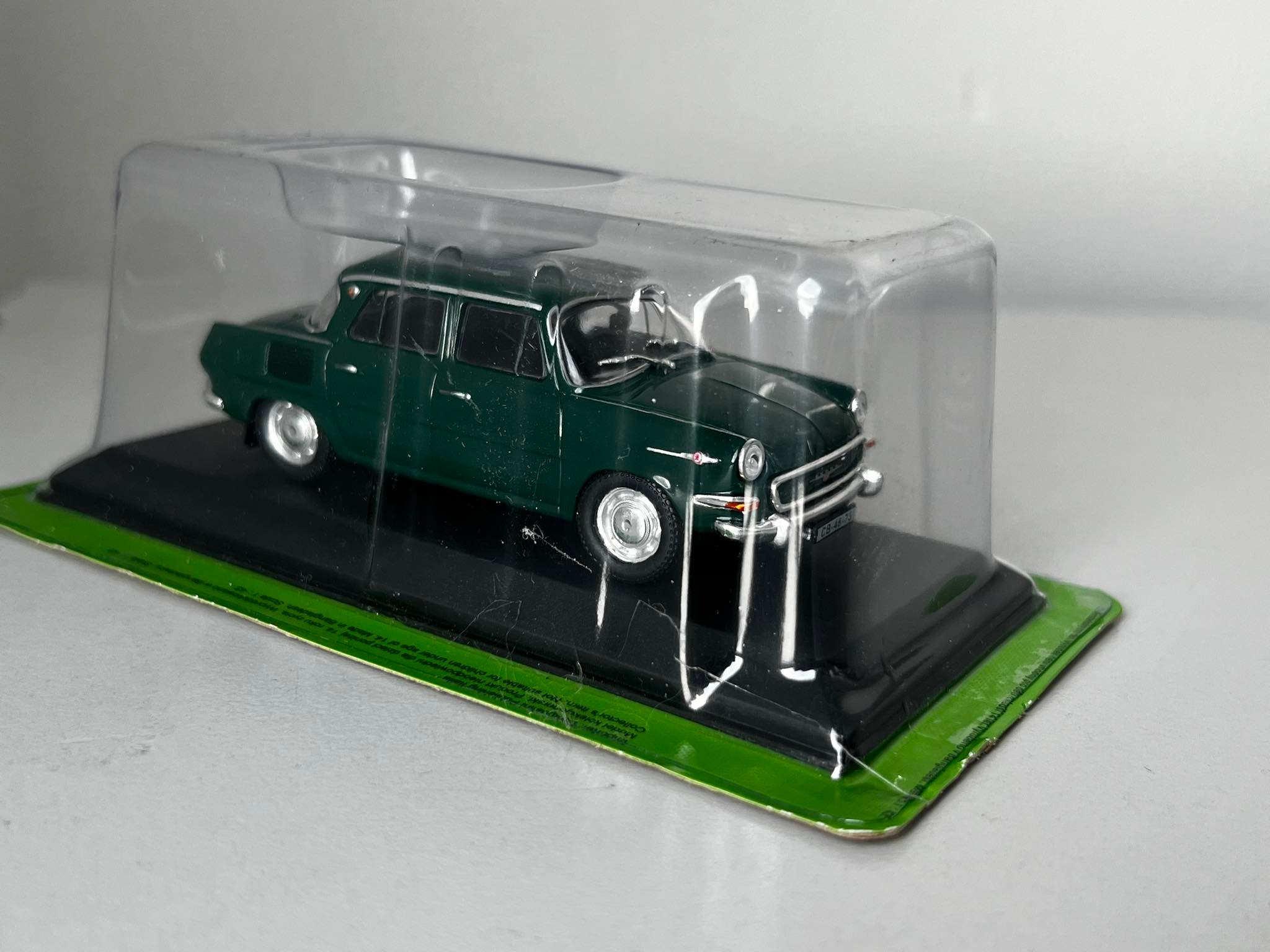 Skoda 1000 MBG De Luxe (1:43) - obrazek 8
