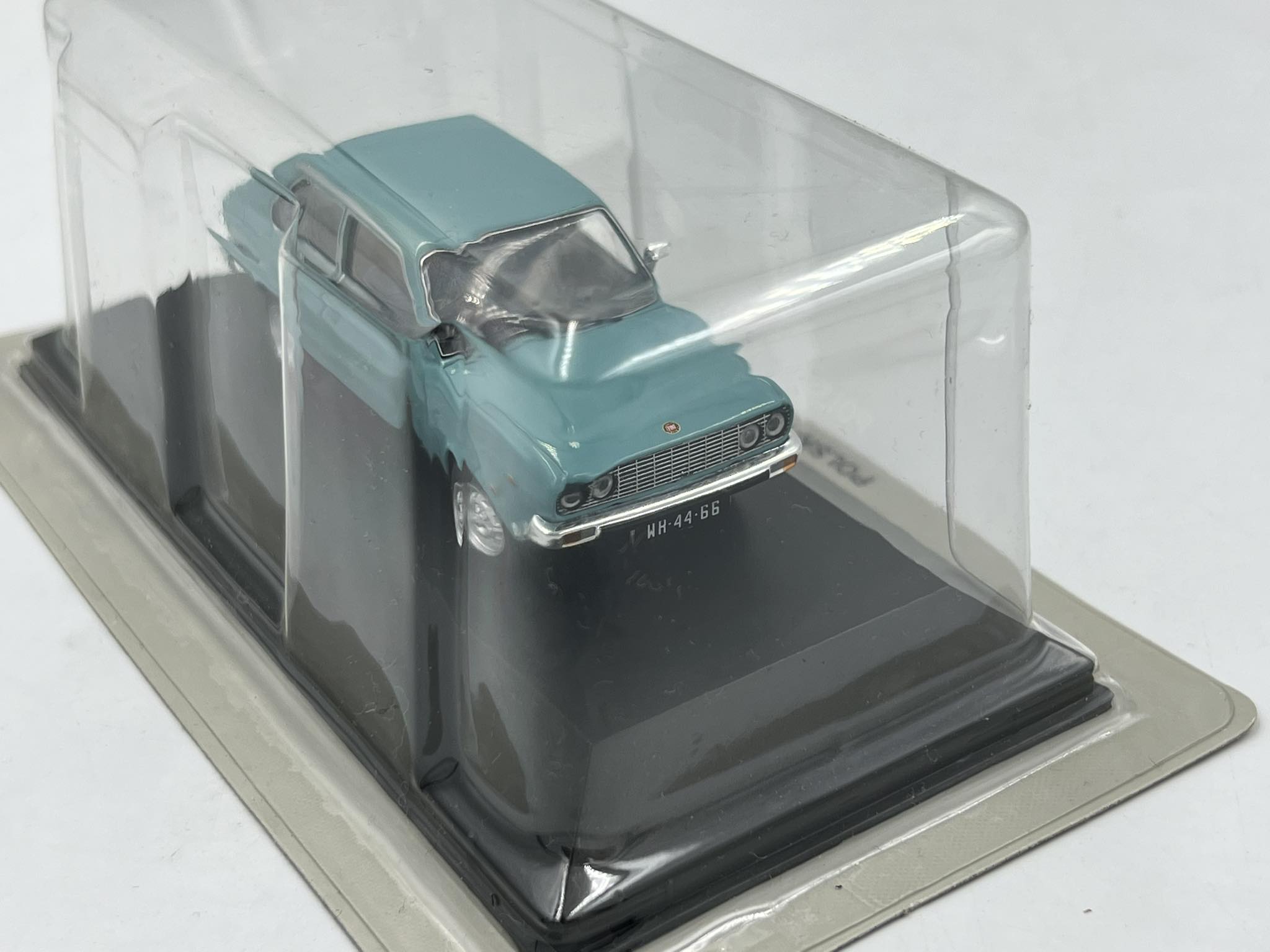 Polski Fiat 128 3P (1:43) DeAgostini Legendy FSO - obrazek 4
