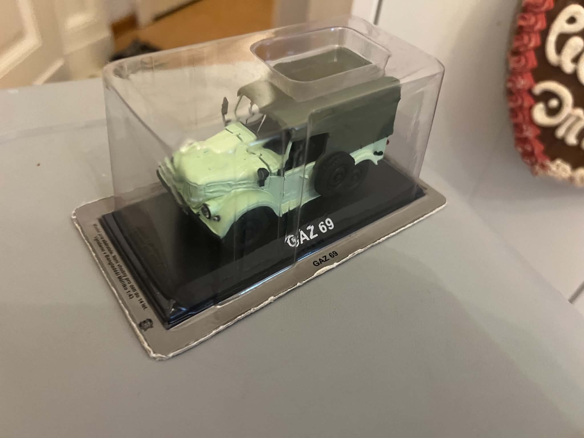 GAZ 69 (1:43) DeAgostini Auta PRL