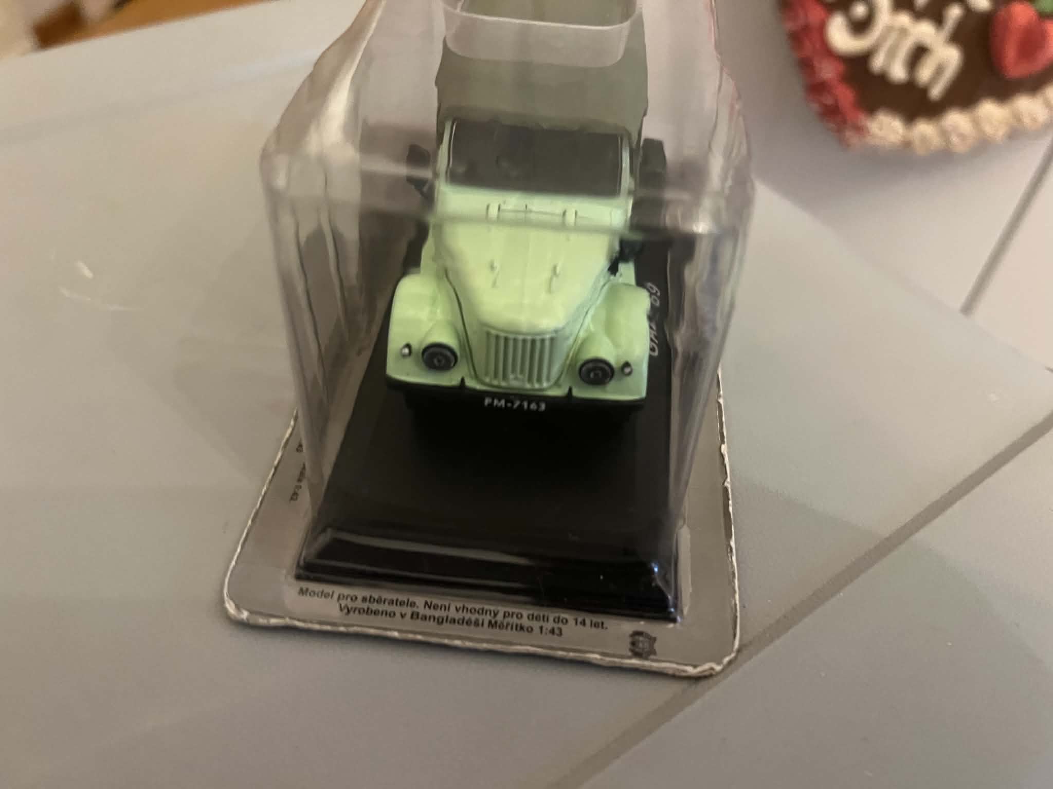 GAZ 69 (1:43) DeAgostini Auta PRL - obrazek 2