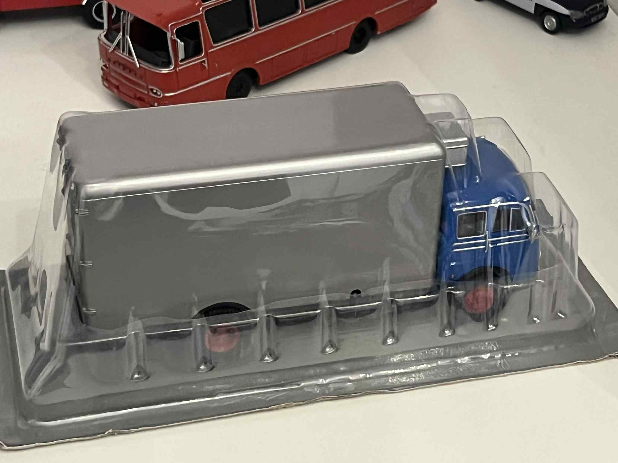 Mercedes-Benz LP334 (1:43) - obrazek 5