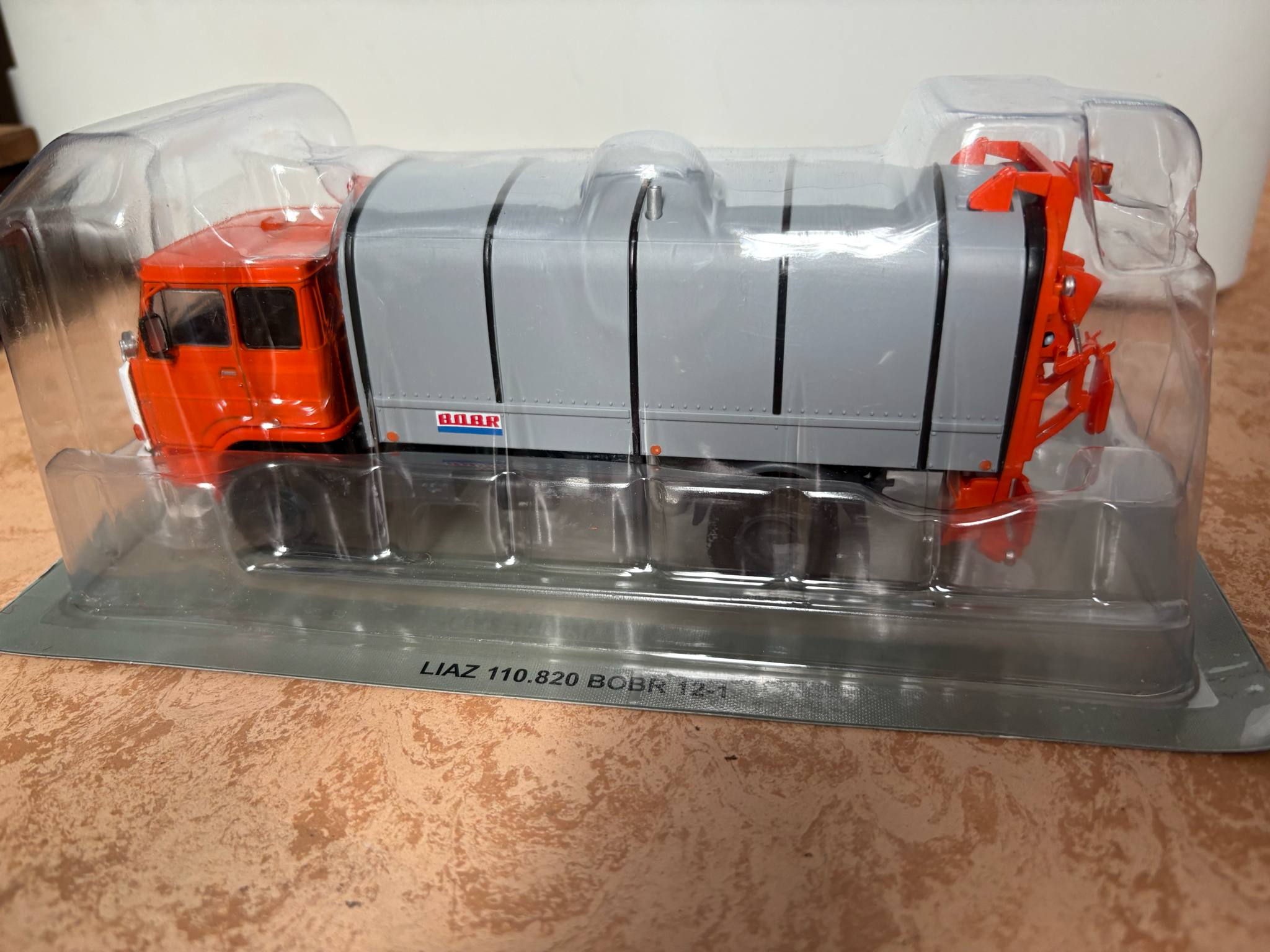 Camion Liaz 110.820 BOBR 12-1 - Modèle Réduit 1:43 DeAgostini - Métal - Neuf