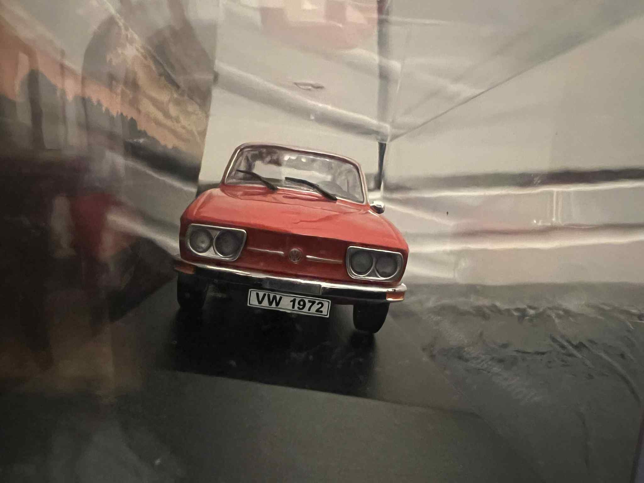 Volkswagen 1600 TL Brasilien (1:43) - obrazek 3