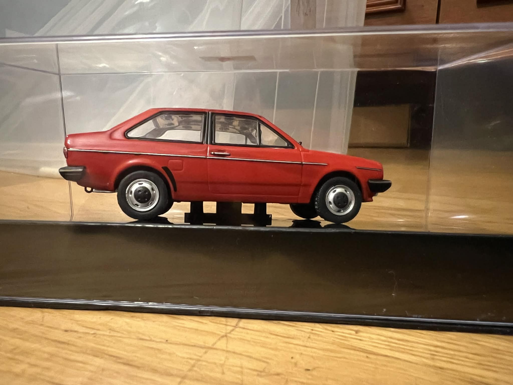 Volkswagen Derby MKII (1:43) IXO - obrazek 4