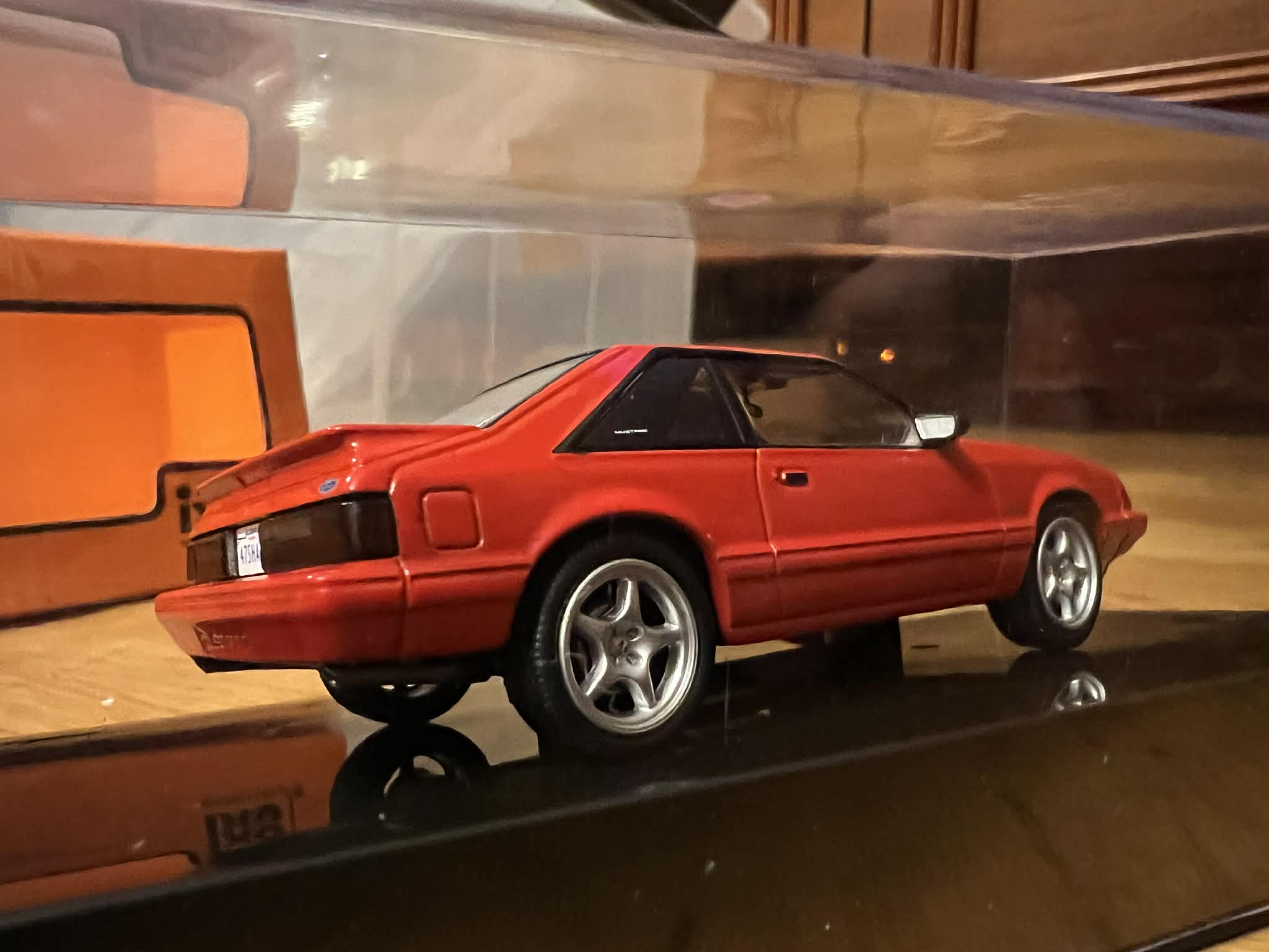 Ford Mustang LX (1:43) IXO - obrazek 6