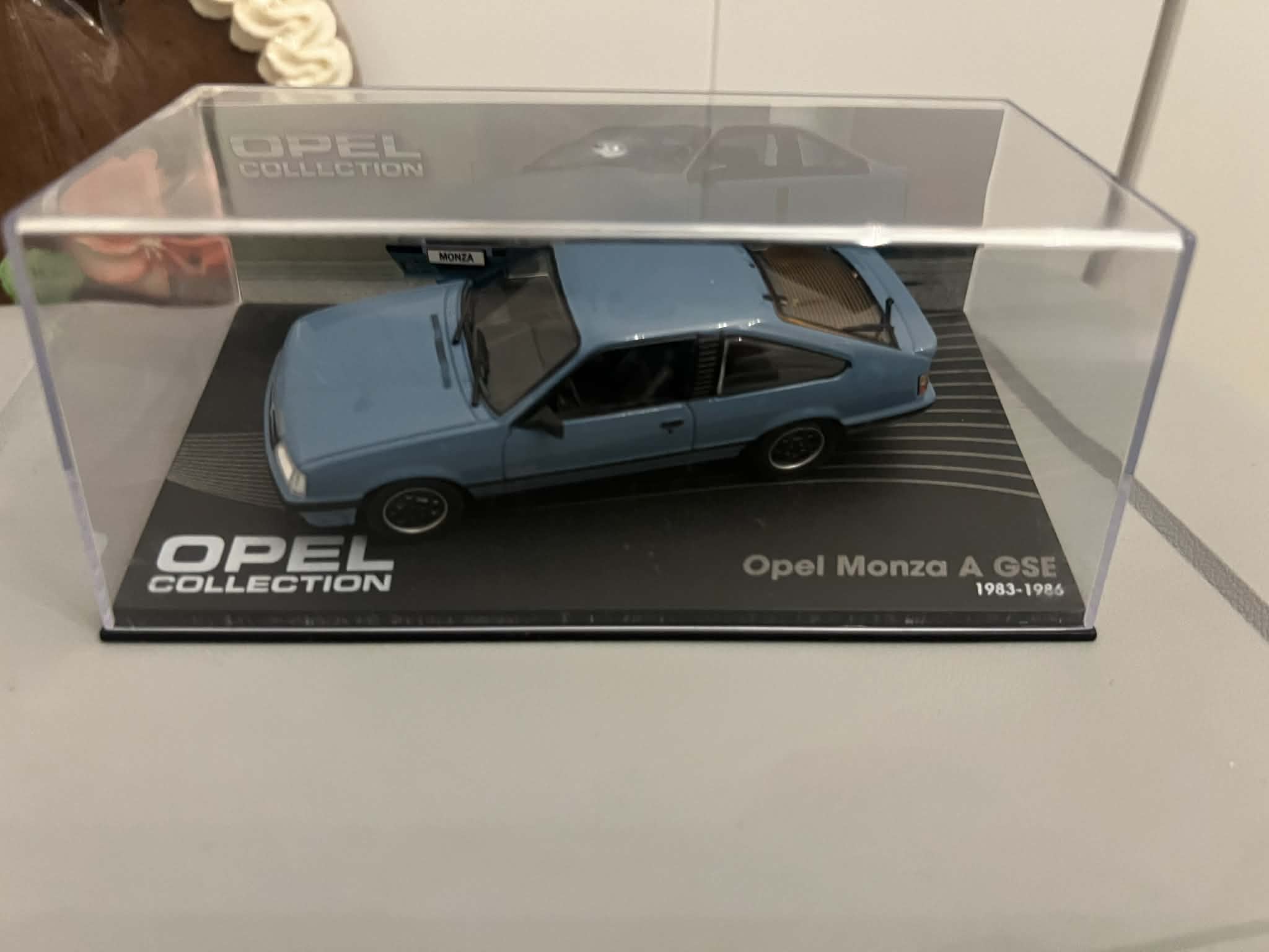 Opel Monza A GSE (1:43) DeAgostini Opel Collection