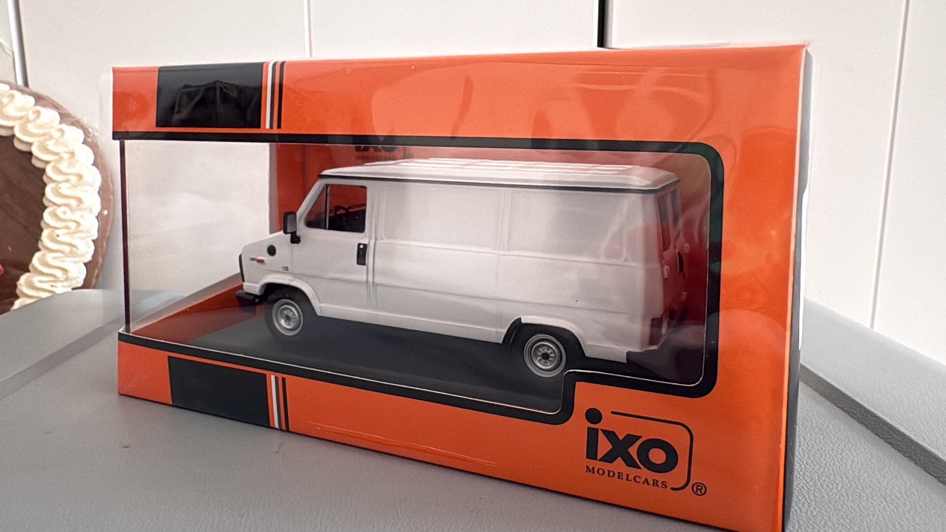 Fiat Ducato (1:43) IXO - obrazek 3