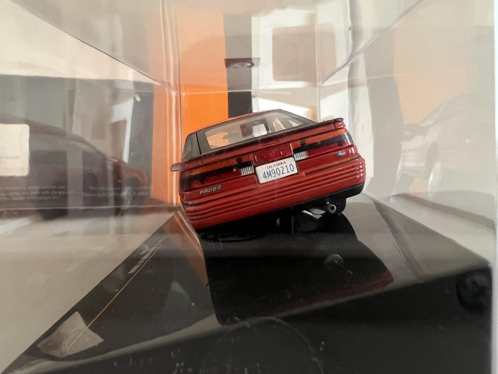 Ford Probe (1:43) IXO - obrazek 3