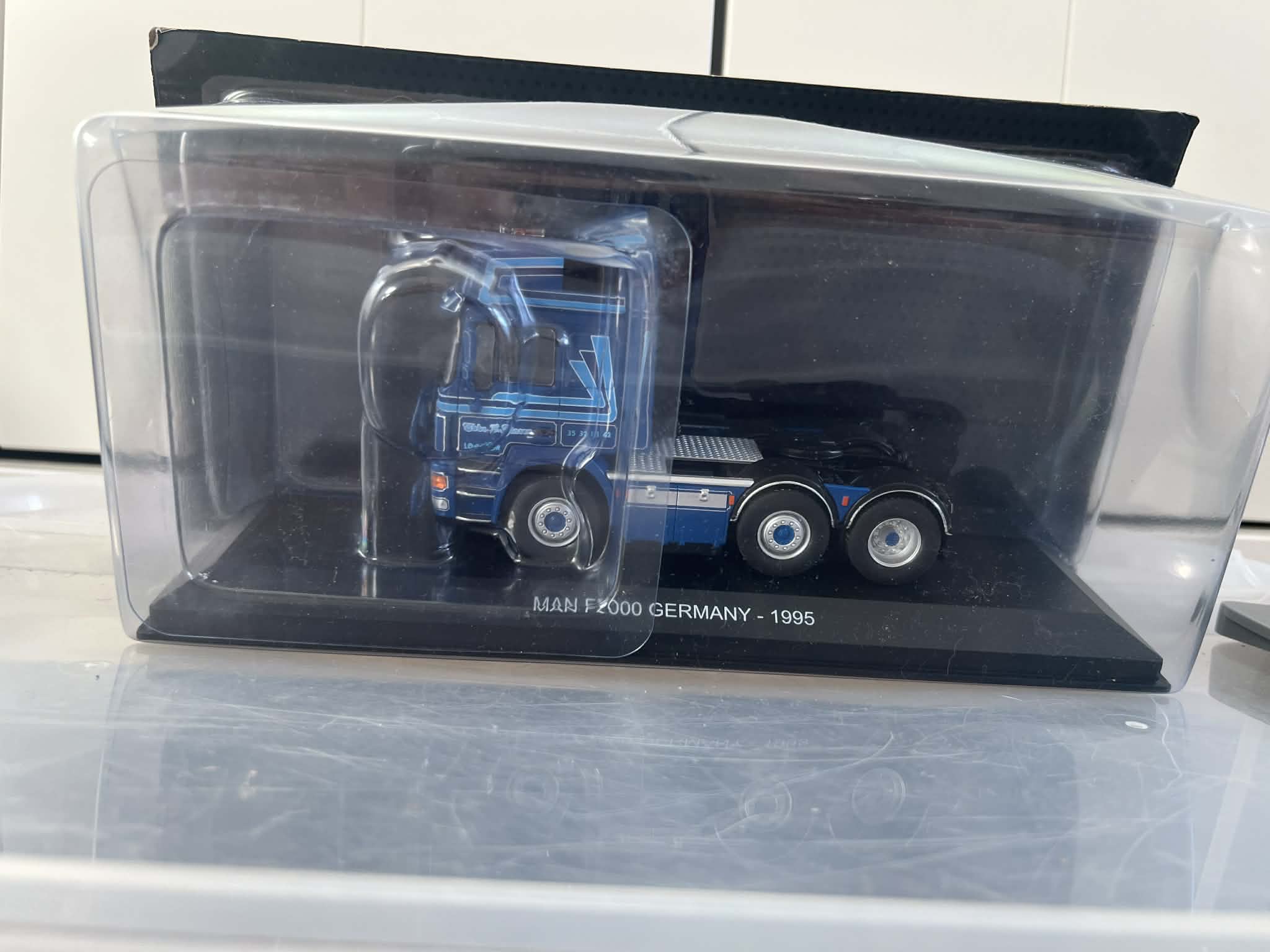 MAN F2000 (1:43) Hachette Truck Tuning - obrazek 2