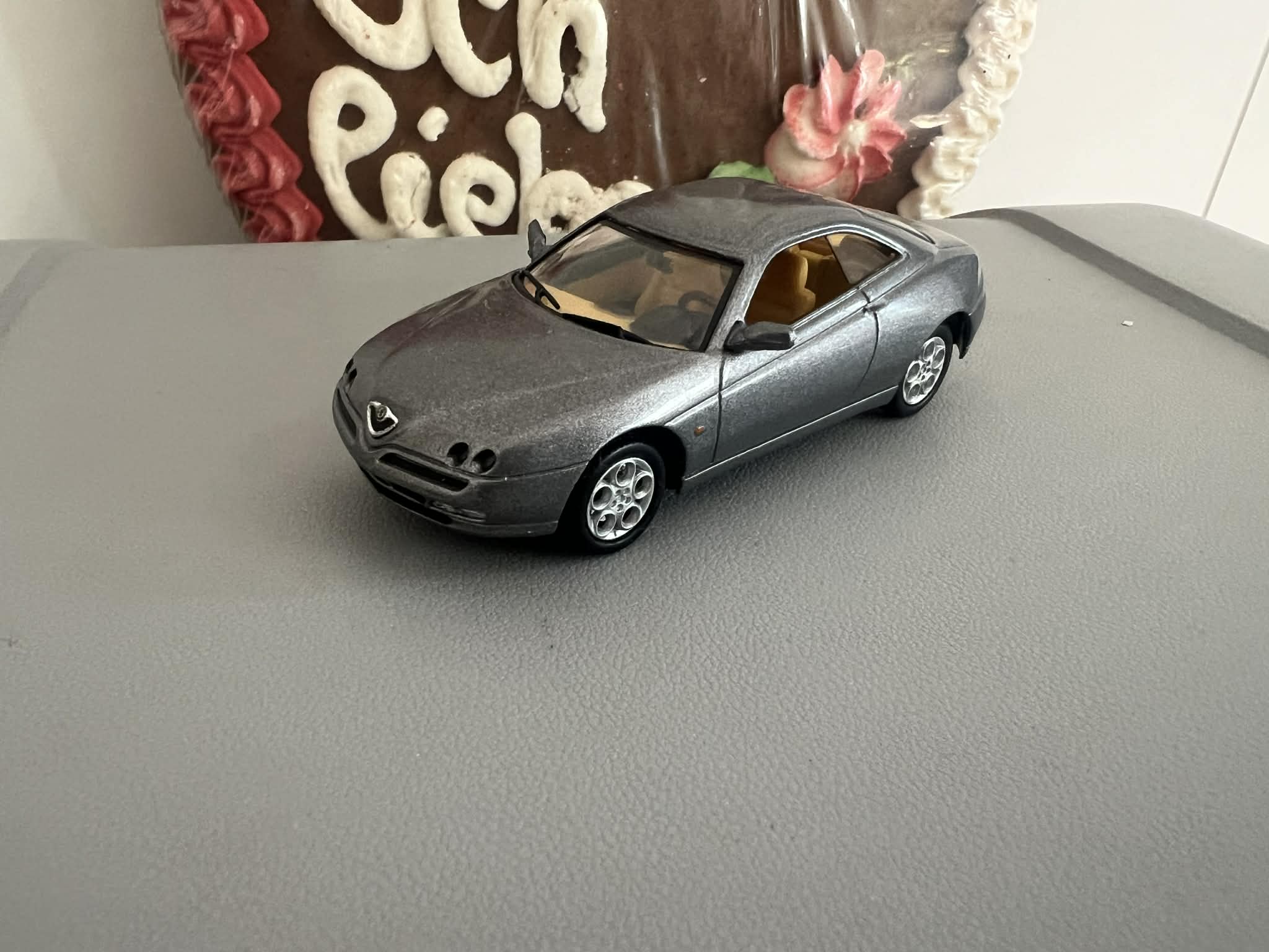 Alfa Romeo (1:43) Solido