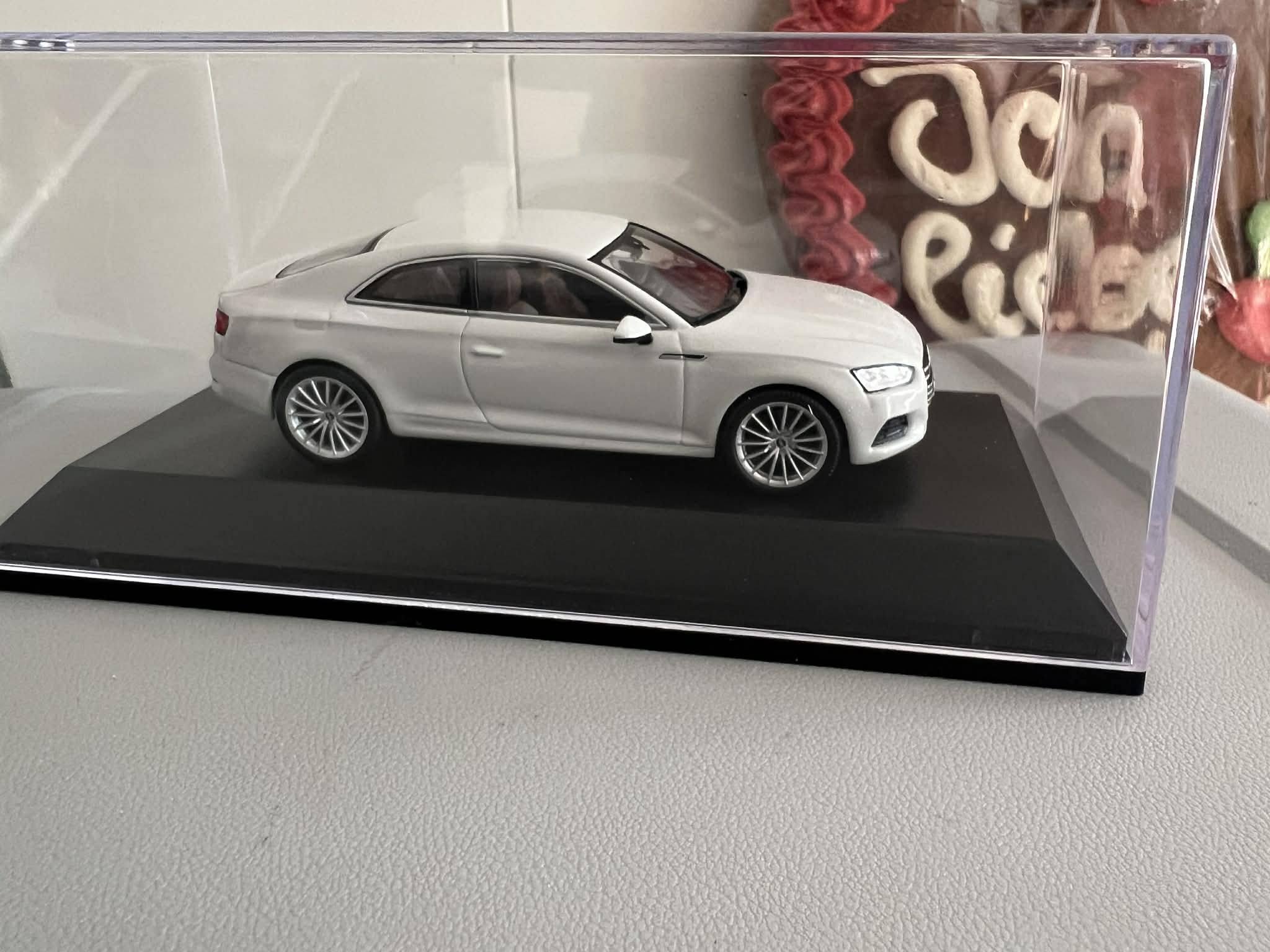 Audi A5 Coupe (1:43) - obrazek 4