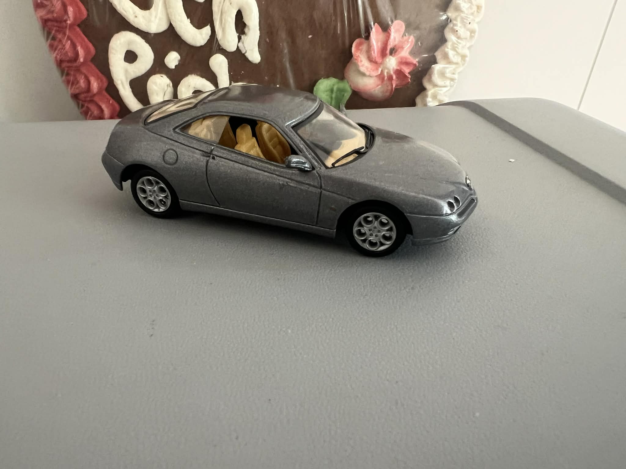 Alfa Romeo (1:43) Solido - obrazek 5