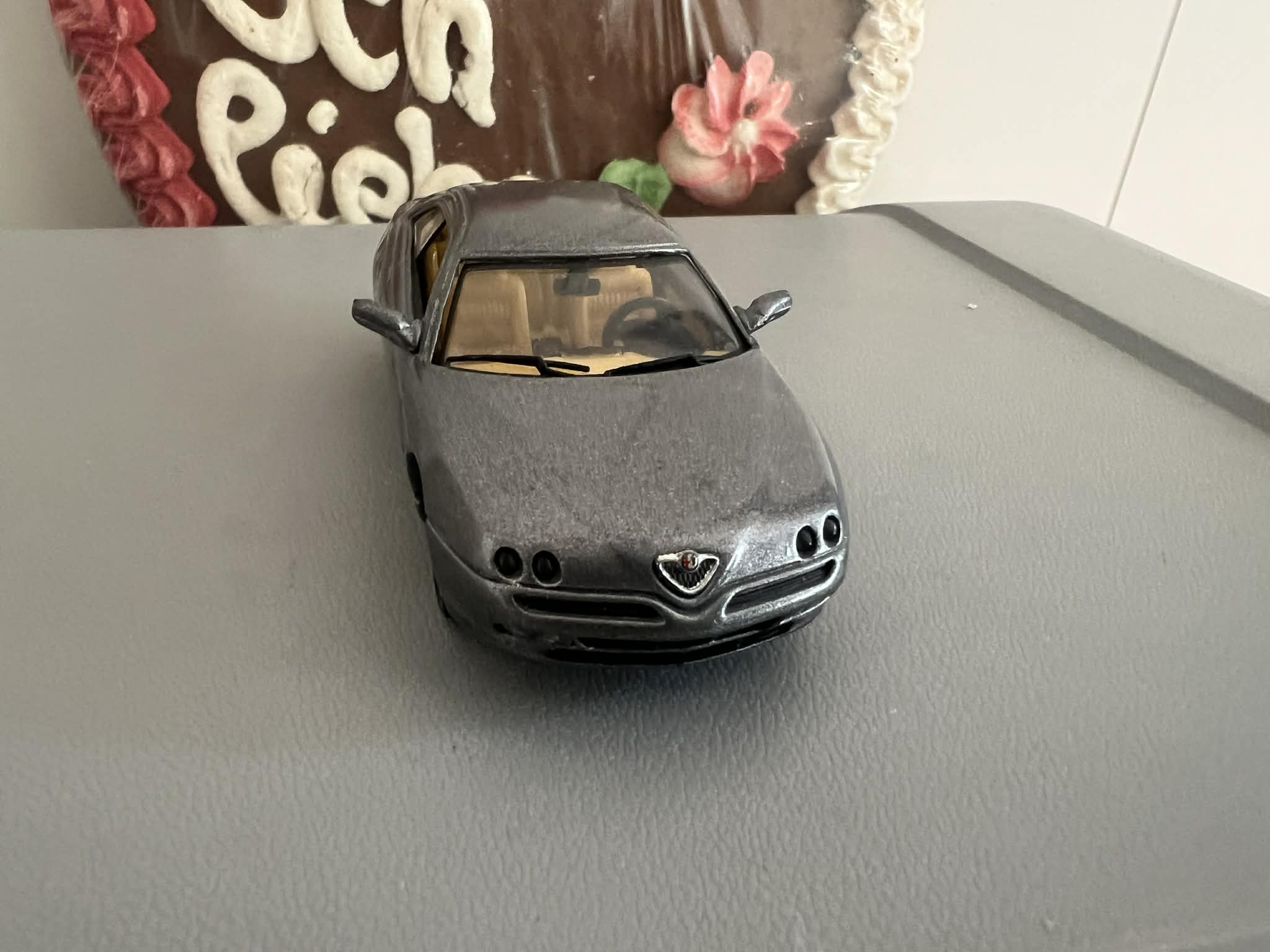 Alfa Romeo (1:43) Solido - obrazek 2