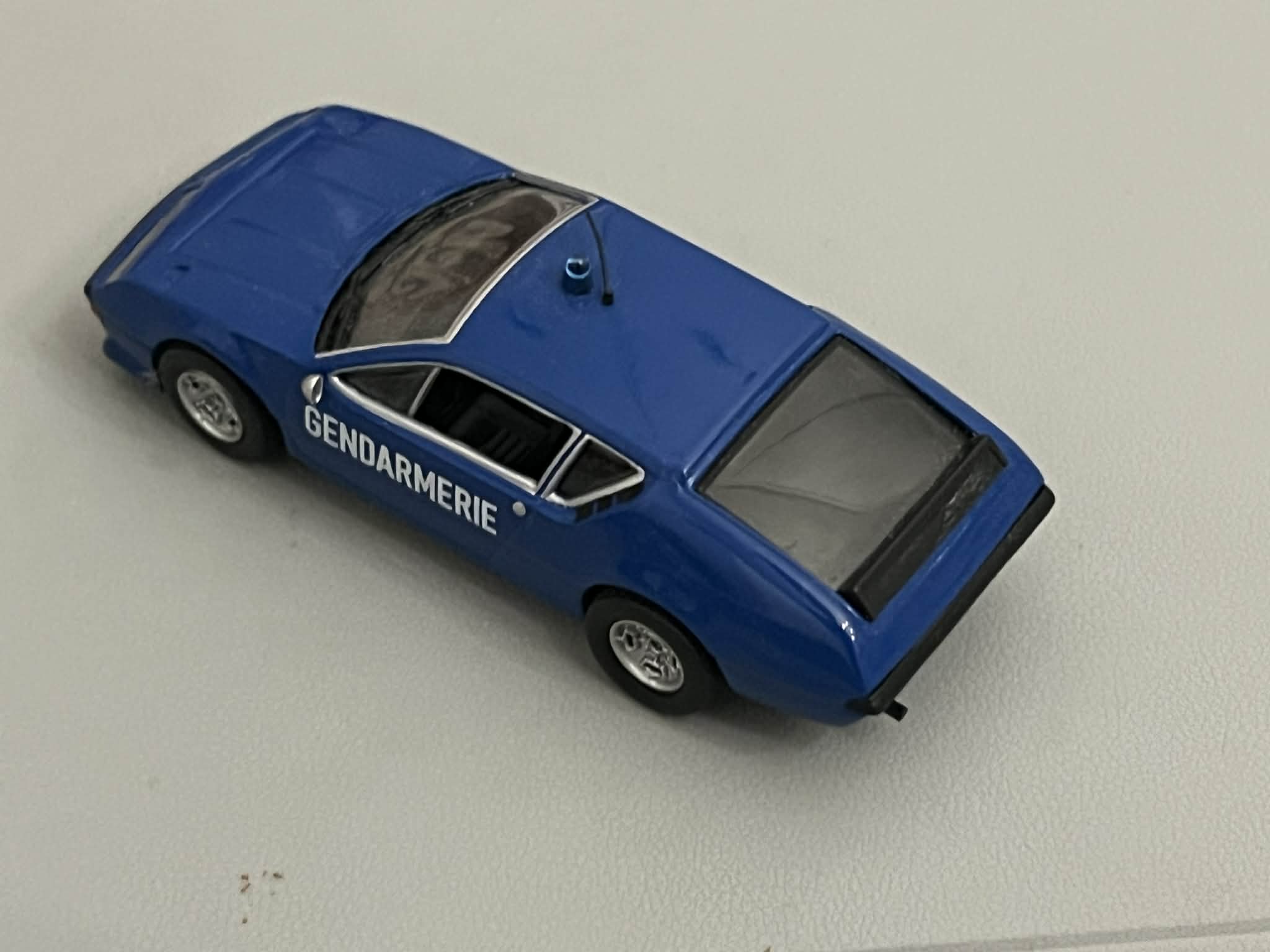 Alpina (1:43) Żandarmeria/Policja DeAgostini - obrazek 3