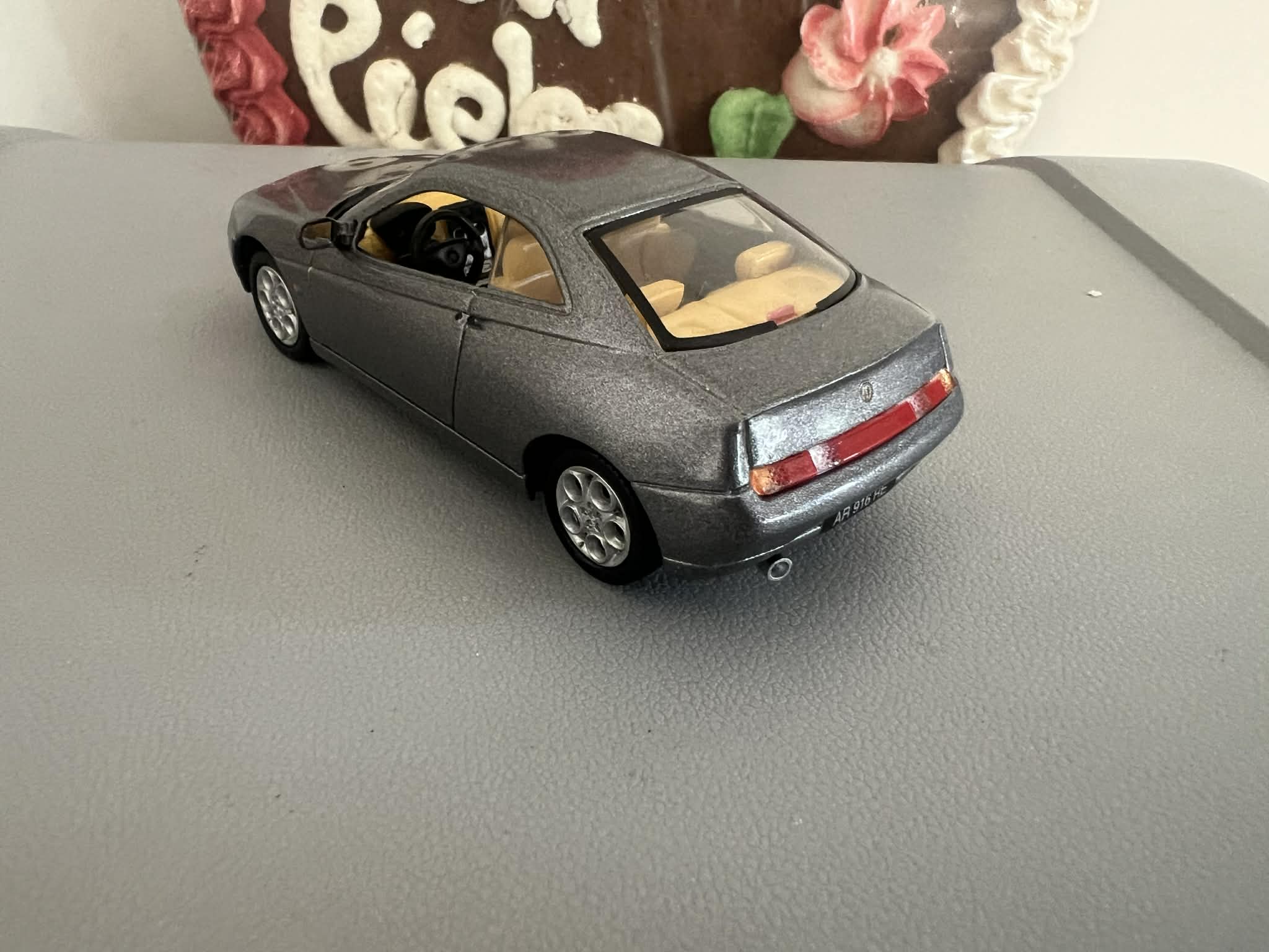 Alfa Romeo (1:43) Solido - obrazek 3