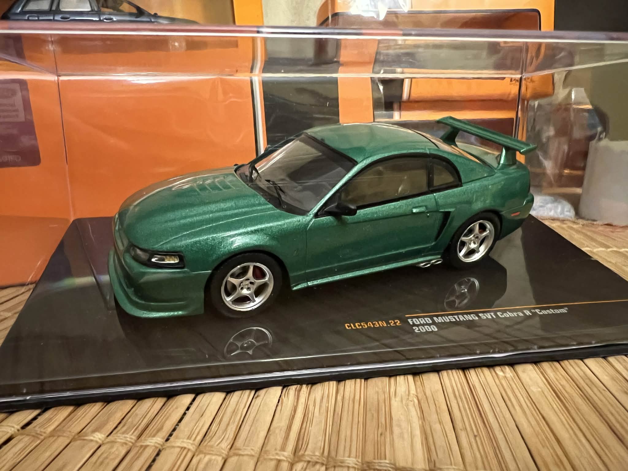 Ford Mustang SVT Cobra R (1:43) IXO