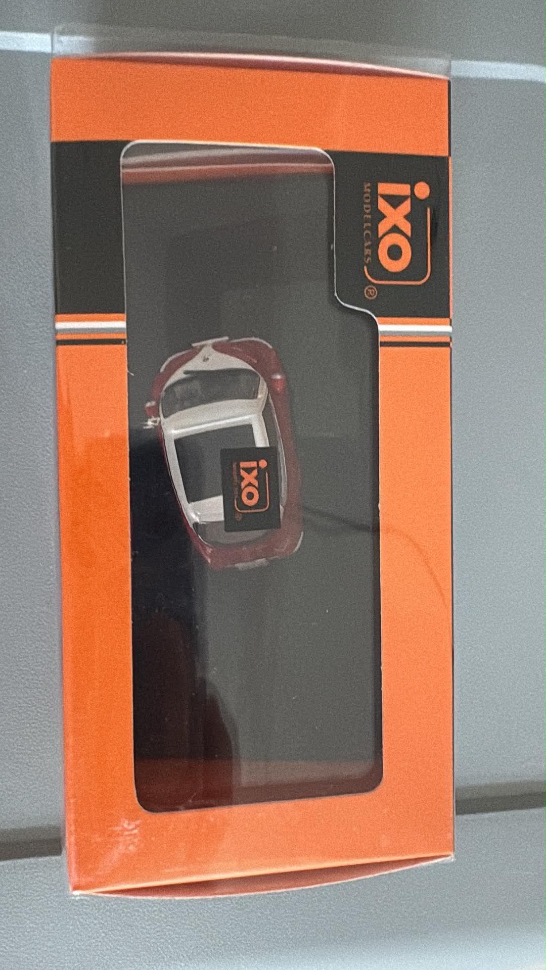 BMW Isetta (1:43) IXO - obrazek 4