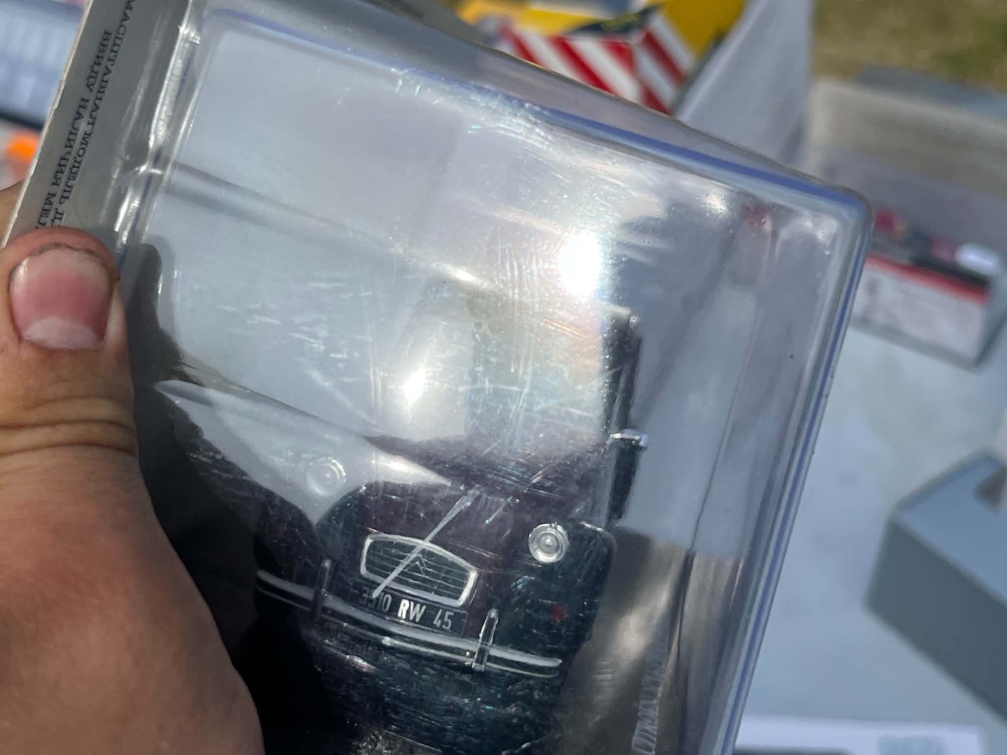 Citroen 2CV6 Charleston (1:43) - obrazek 2