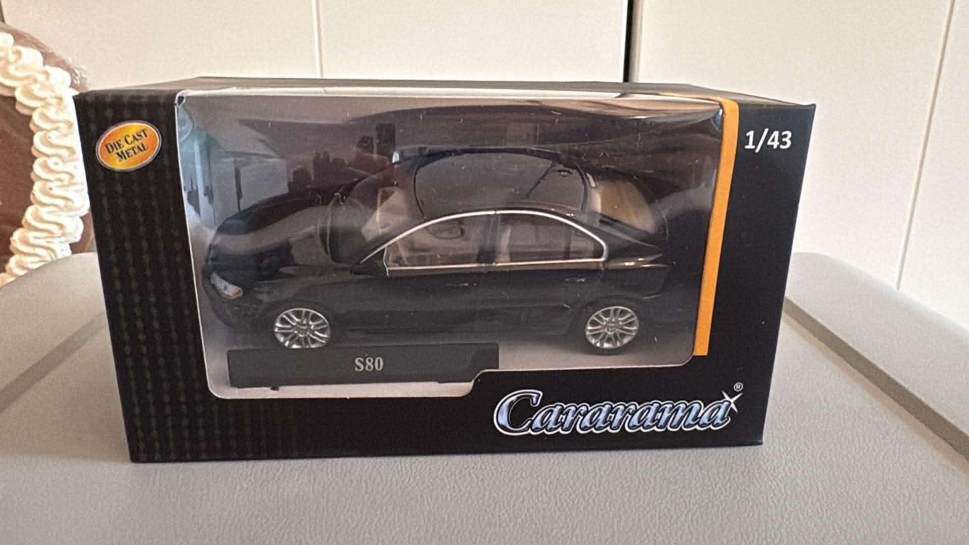 Volvo S80 (1:43) Cararama