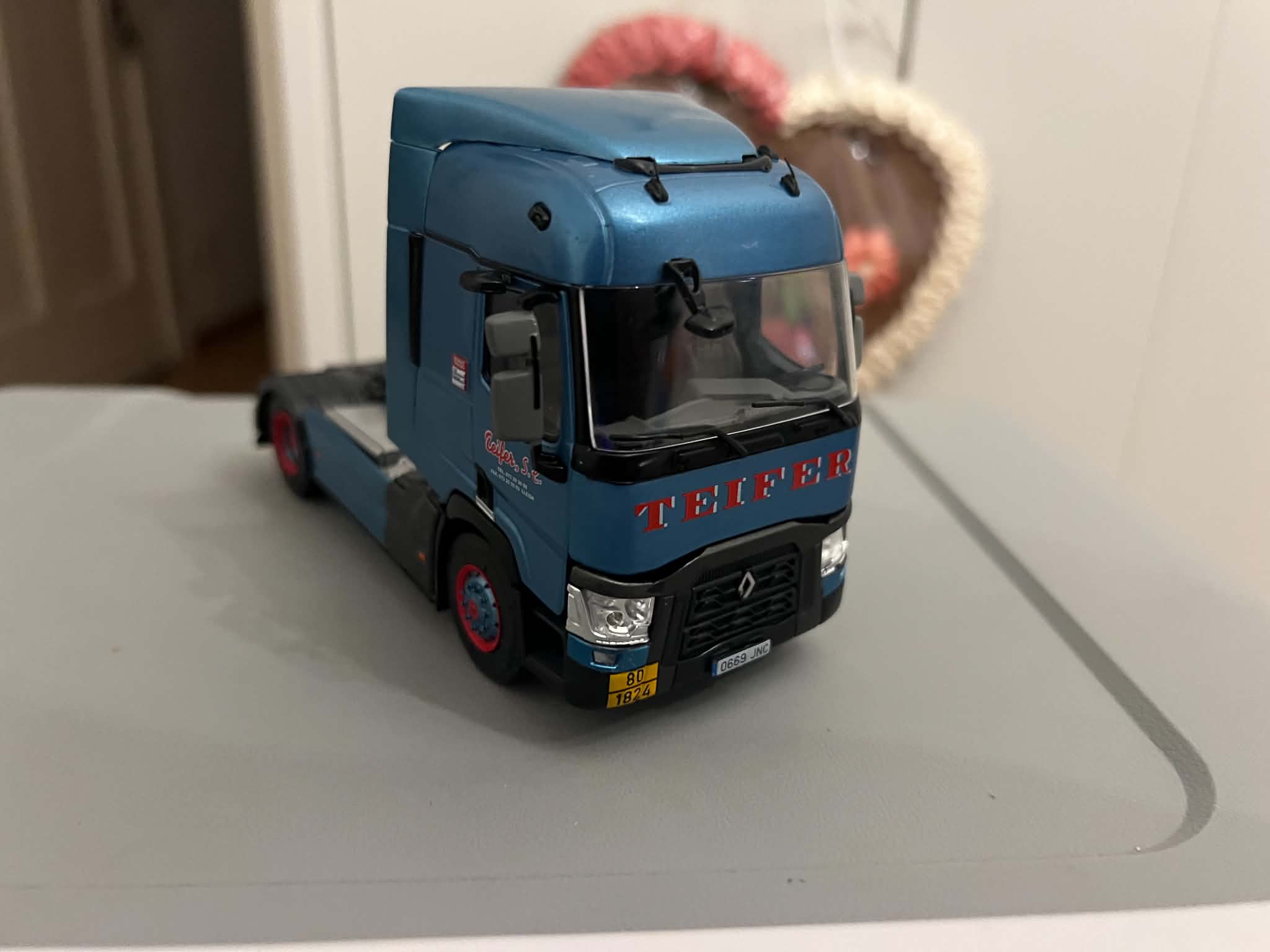 Renault T (1:43) - obrazek 2