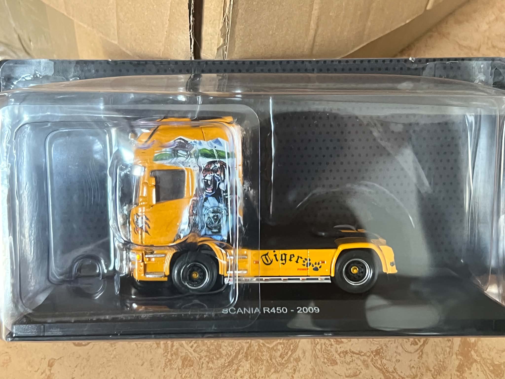 Scania R450 (1:43) Hachette Truck Tuning - obrazek 2