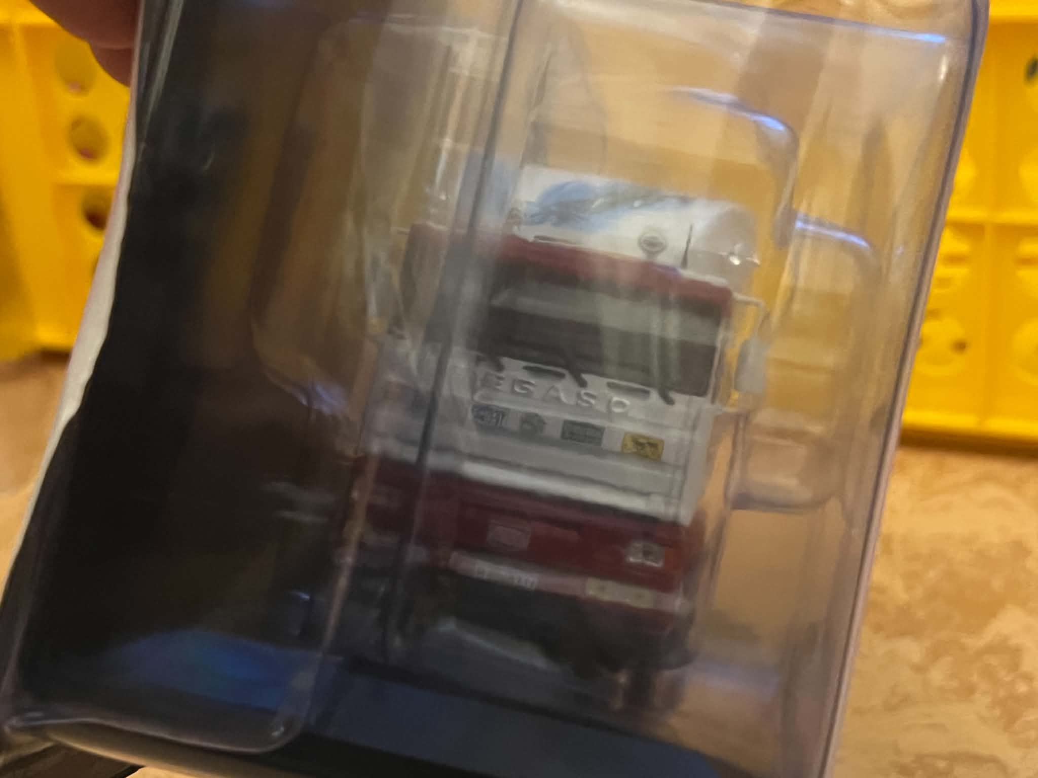 Pegaso Troner (1:43) Hachette Truck Tuning - obrazek 3