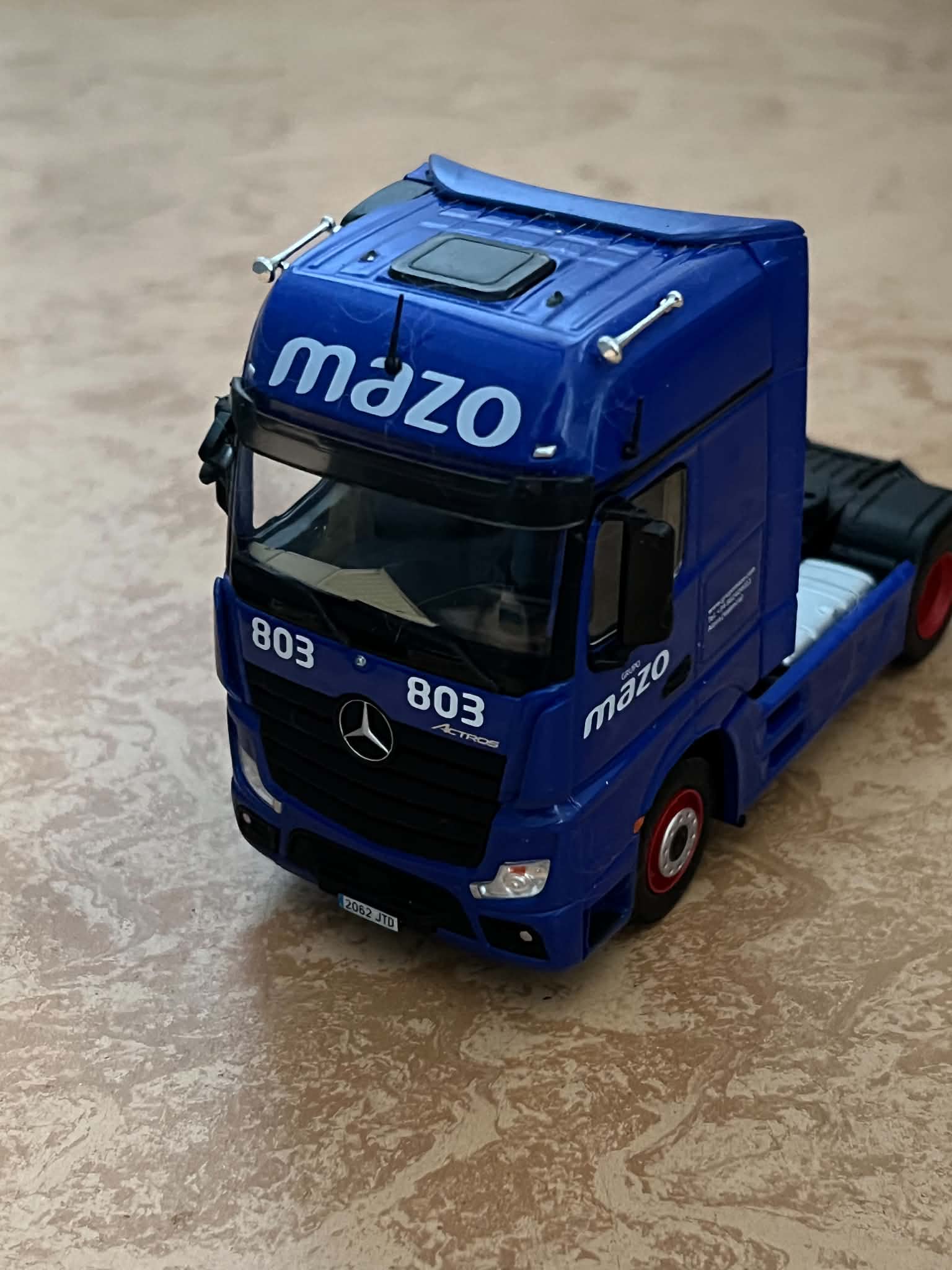 Mercedes-Benz Actros MP4 (1:43)