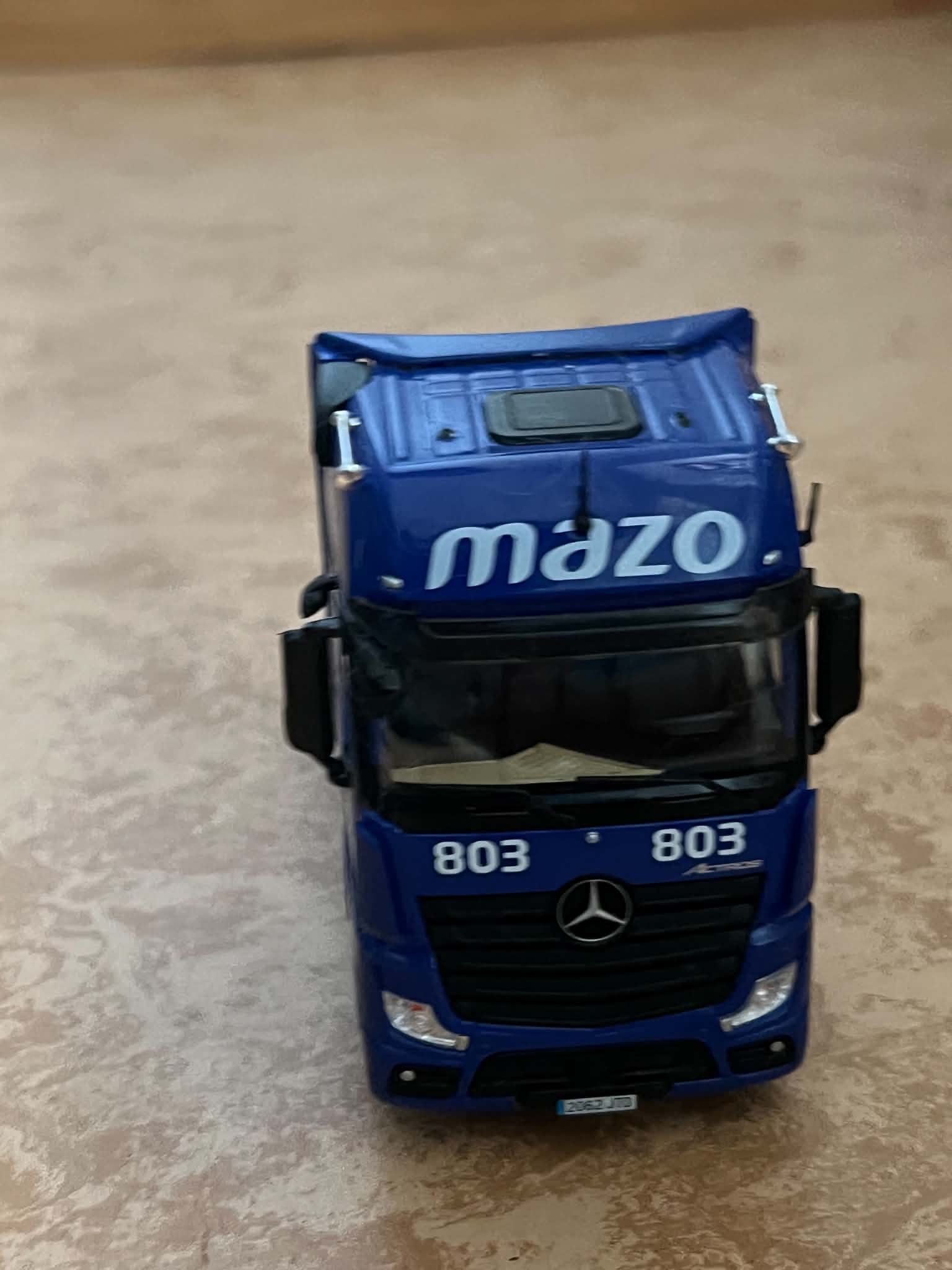Mercedes-Benz Actros MP4 (1:43) - obrazek 3