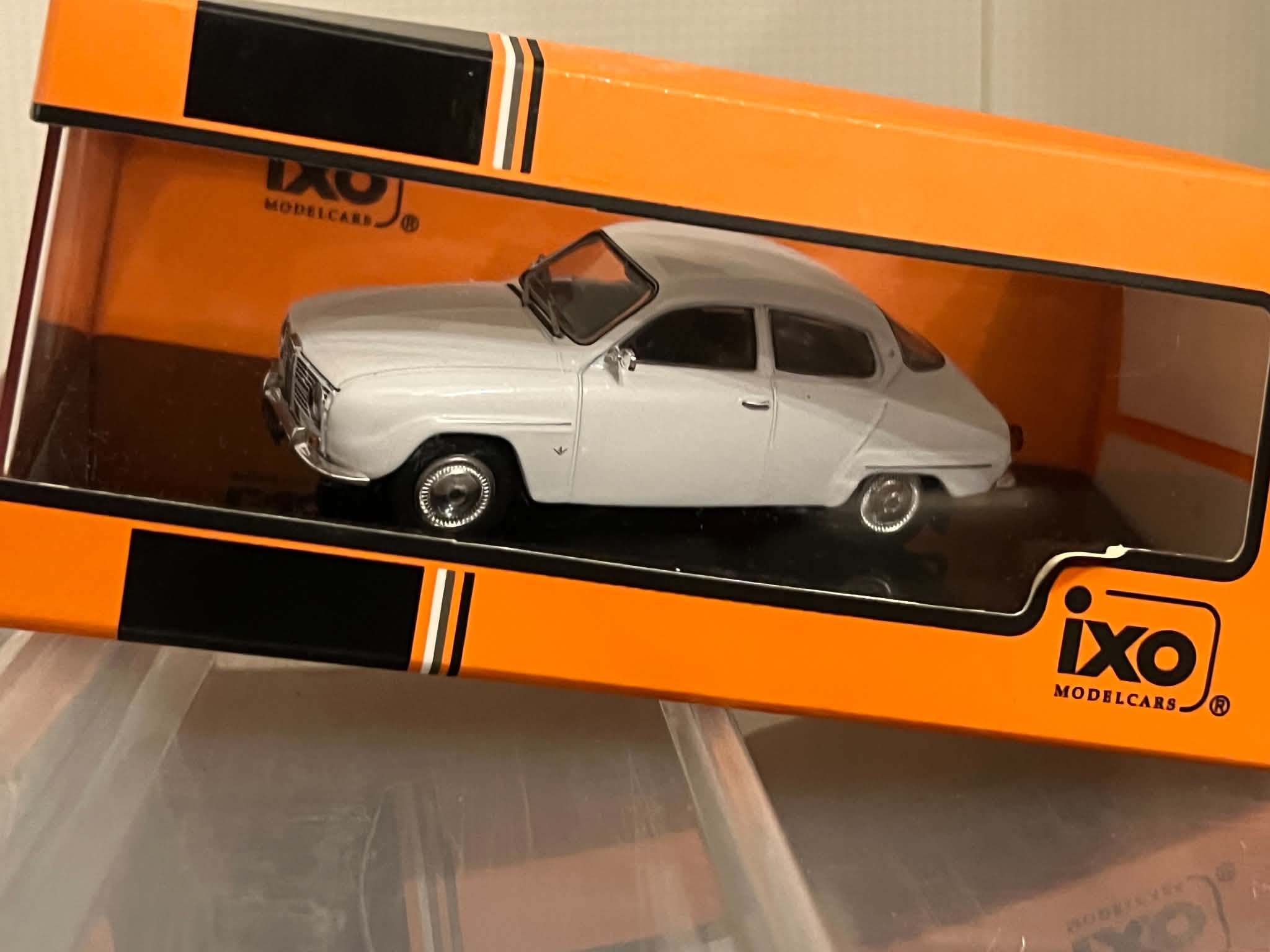 Saab 96 V4 (1:43) IXO - obrazek 3