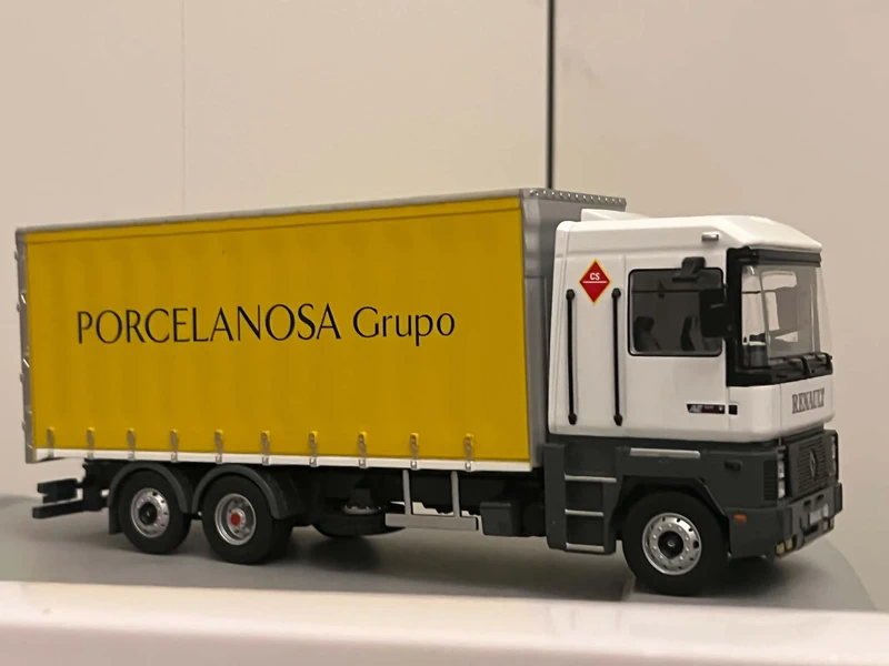 Renault Magnum (1:43) - obrazek 2